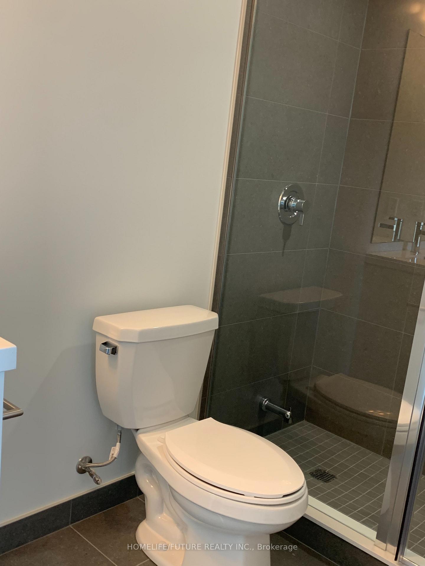 Photo 8 of Unit 929, 2545 Simcoe Street N, Oshawa, Windfields — HOMEH