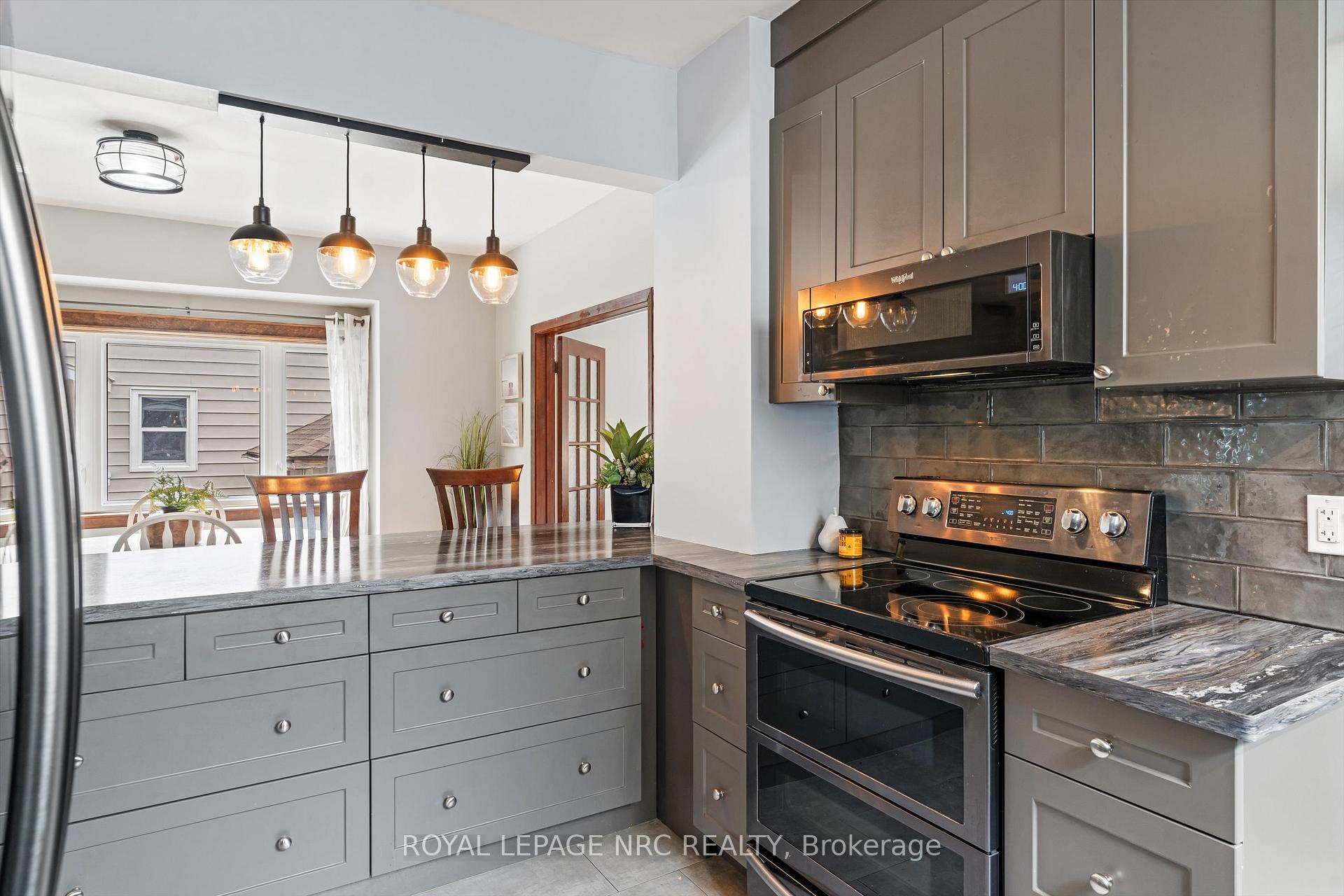 Photo 15 of 167 Pleasant Avenue, St. Catharines, Downtown — HOMEH