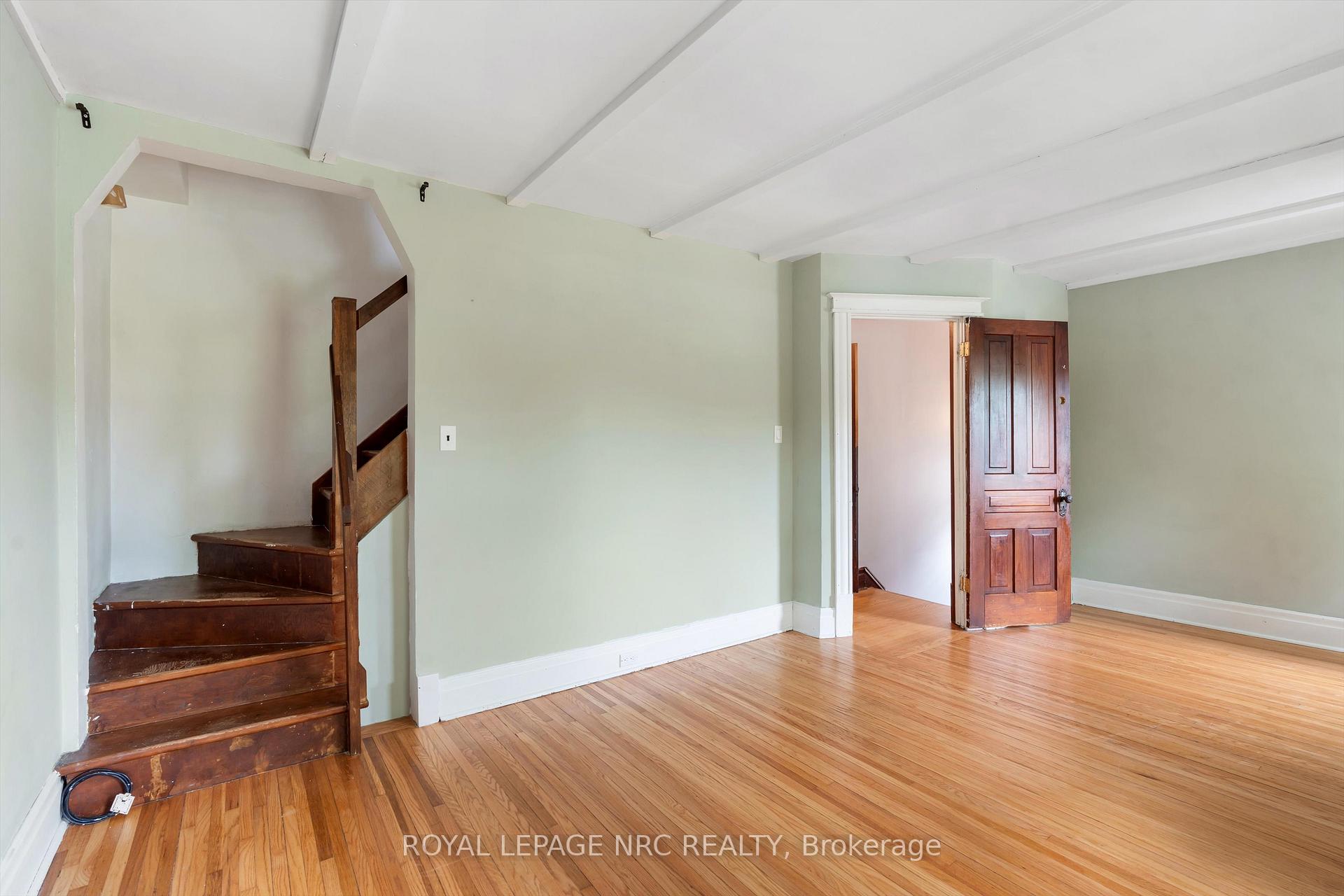 Photo 21 of 167 Pleasant Avenue, St. Catharines, Downtown — HOMEH
