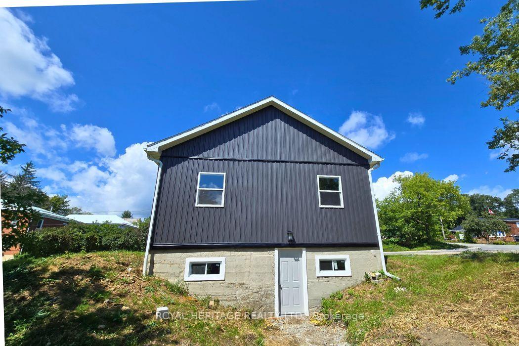 Photo 5 of 1009 Elm Tree Road, Central Frontenac, Frontenac Centre — HOMEH