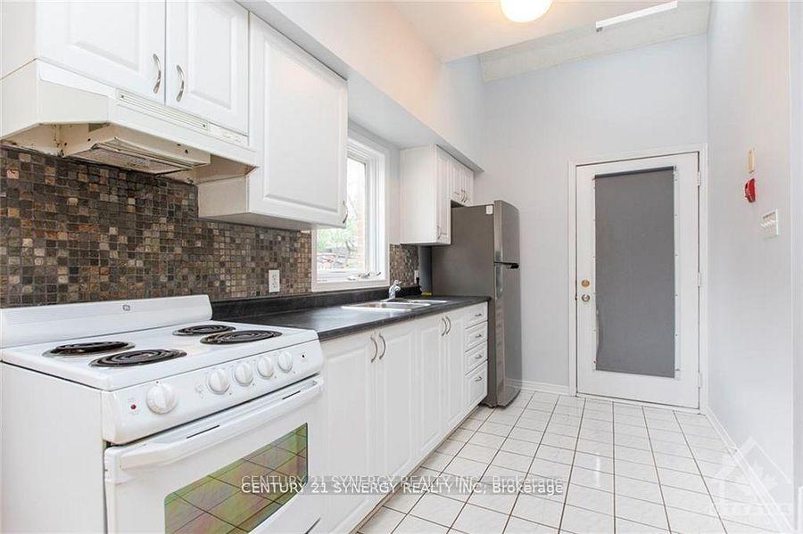 Photo 5 of Unit 11, 450 Maclaren Street, Ottawa, Ottawa Centre — HOMEH