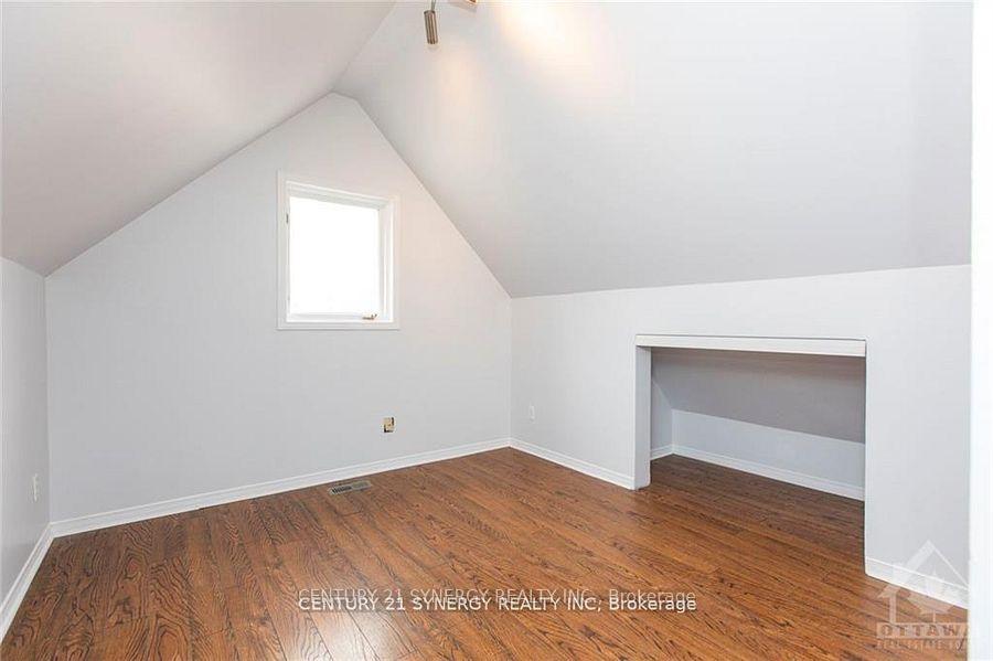 Photo 6 of Unit 11, 450 Maclaren Street, Ottawa, Ottawa Centre — HOMEH