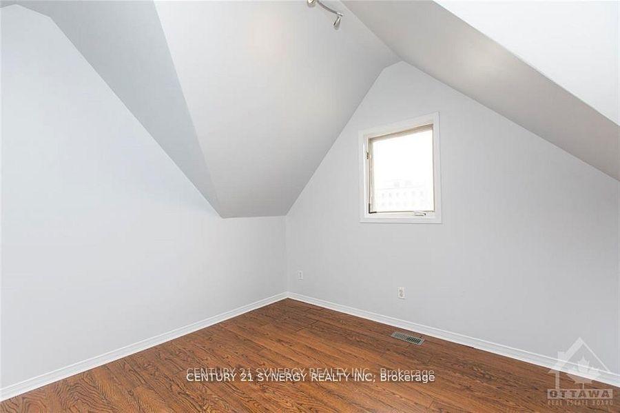 Photo 9 of Unit 11, 450 Maclaren Street, Ottawa, Ottawa Centre — HOMEH