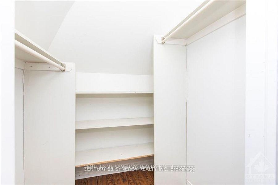Photo 10 of Unit 11, 450 Maclaren Street, Ottawa, Ottawa Centre — HOMEH
