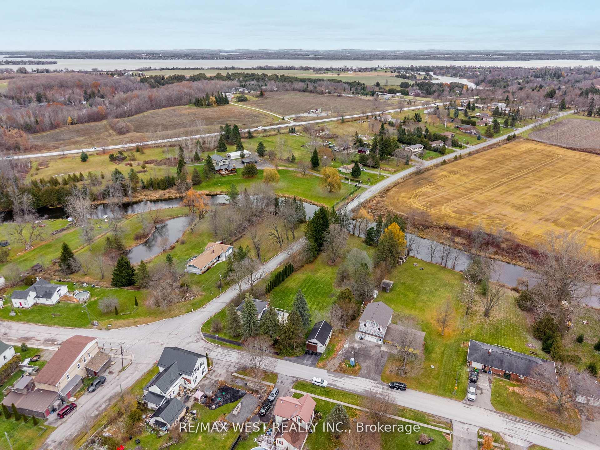 Photo 17 of 4 Coryell Street, Scugog, Rural Scugog — HOMEH