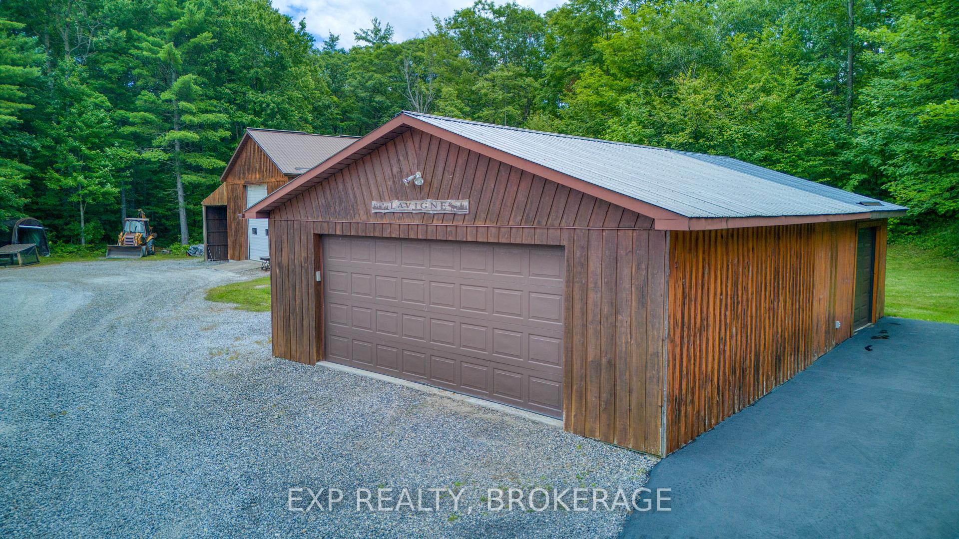 Photo 5 of 2677 Ardoch Road, Frontenac, Frontenac North — HOMEH