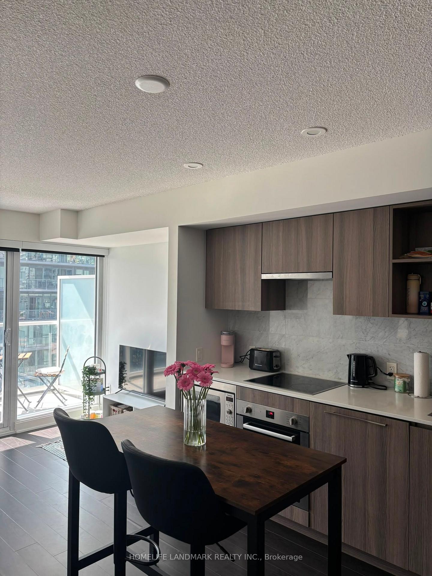 Photo 7 of Unit 1616, 19 Bathurst Street, Toronto, Waterfront Communities — HOMEH