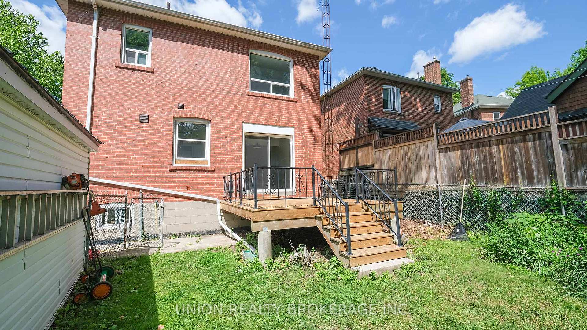 Photo 17 of 87 Midland Avenue, Scarborough, Cliffcrest — HOMEH
