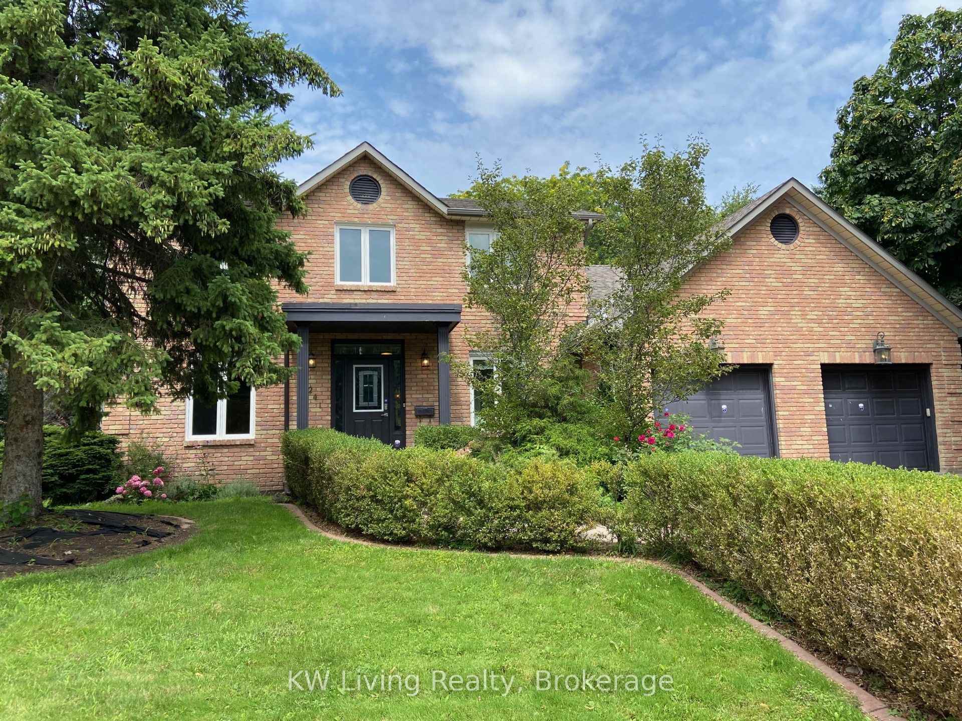 Photo 1 of 3241 Shoreline Drive E, Oakville, Bronte — HOMEH