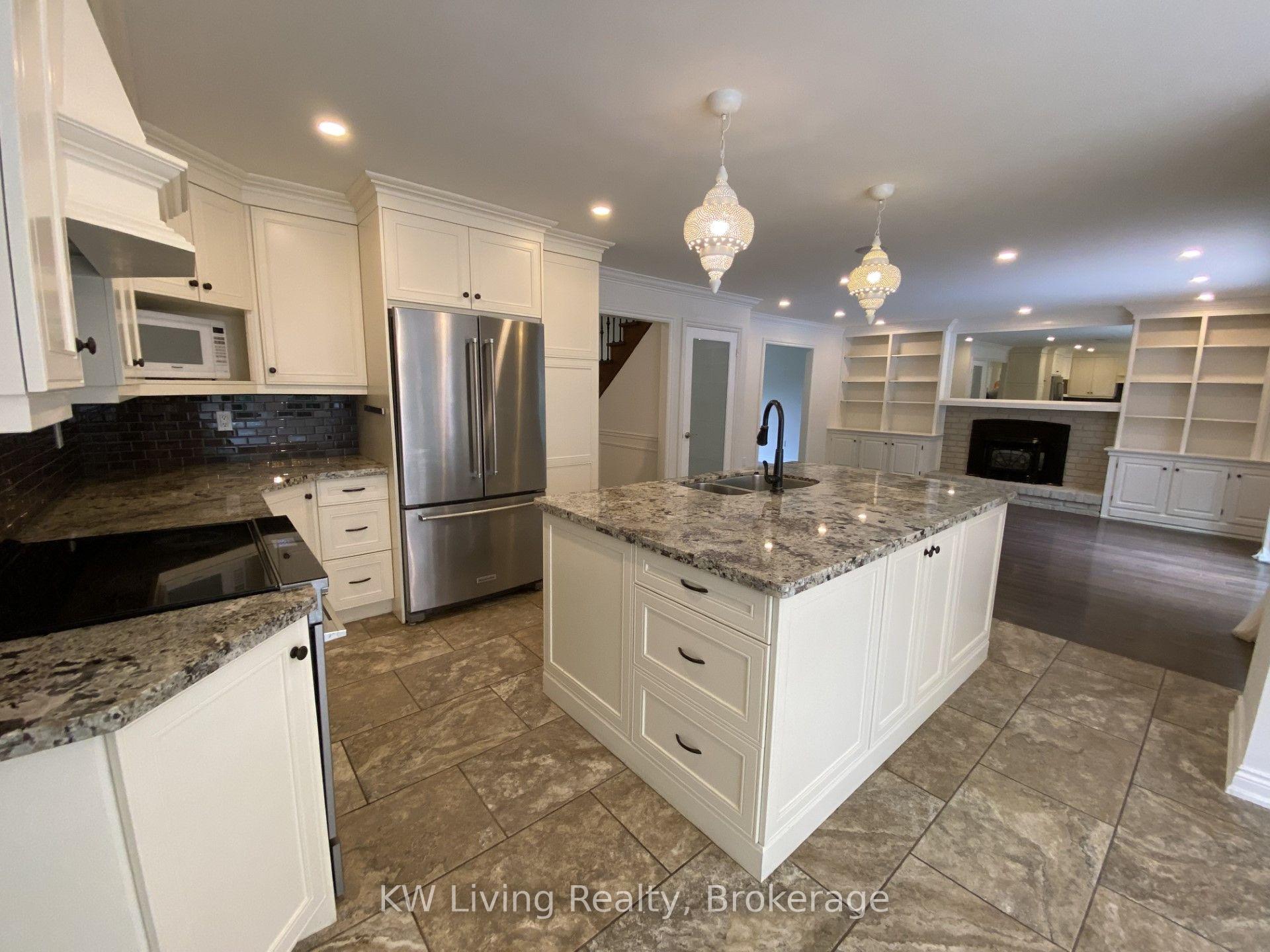 Photo 6 of 3241 Shoreline Drive E, Oakville, Bronte — HOMEH