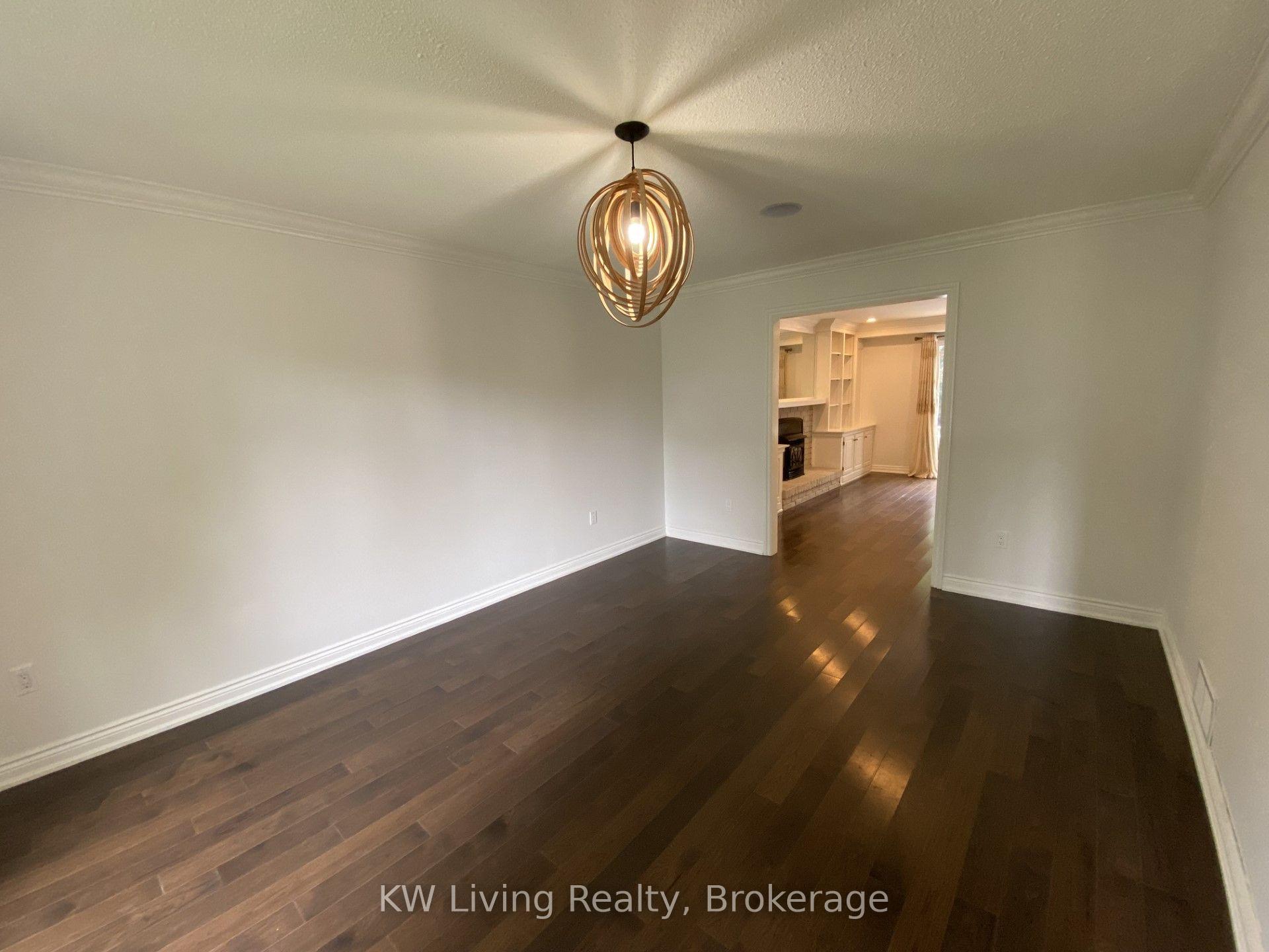 Photo 9 of 3241 Shoreline Drive E, Oakville, Bronte — HOMEH