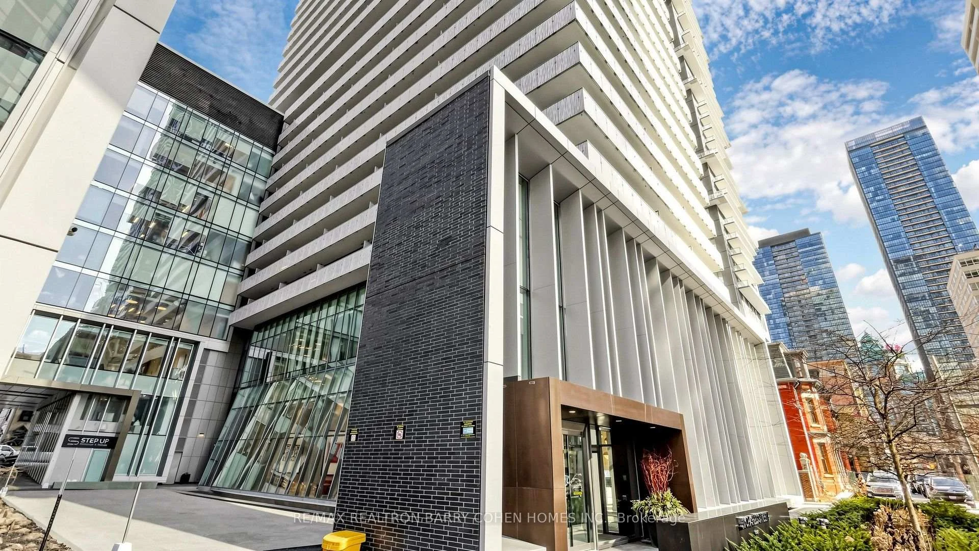 Photo 4 of Unit 3407, 50 Charles Street E, Toronto, Church-Yonge Corridor — HOMEH