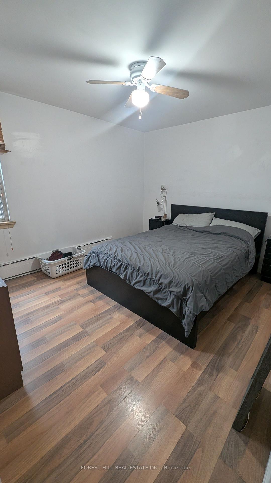 Photo 10 of Unit 305, 55 Neptune Drive, Toronto, Englemount-Lawrence — HOMEH