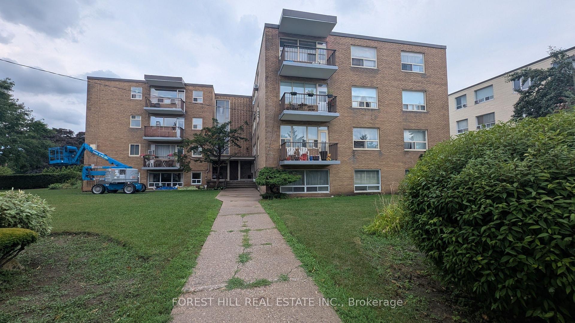 Photo 18 of Unit 305, 55 Neptune Drive, Toronto, Englemount-Lawrence — HOMEH