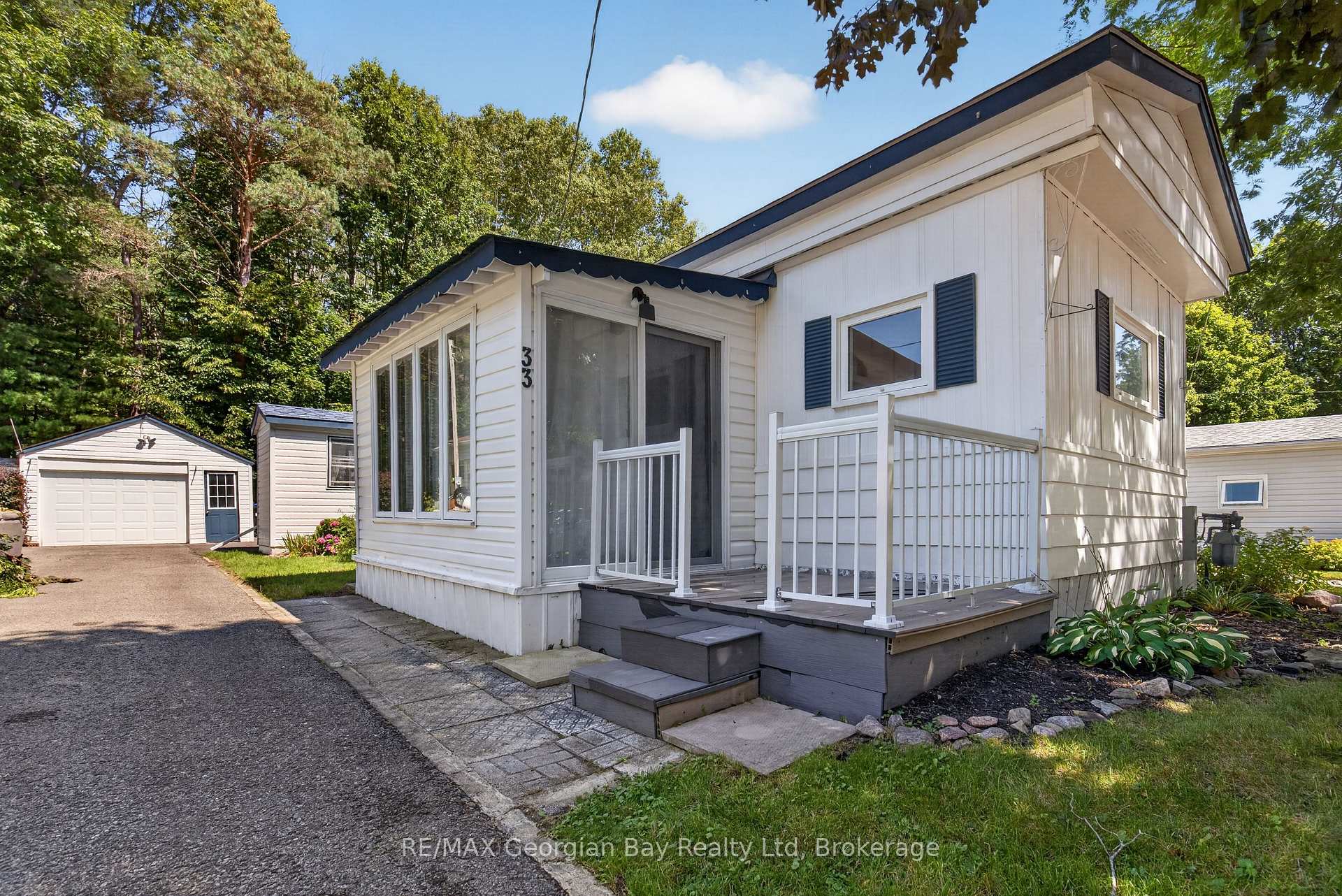 Photo 3 of Unit 33, 525 Midland Point Road, Midland — HOMEH