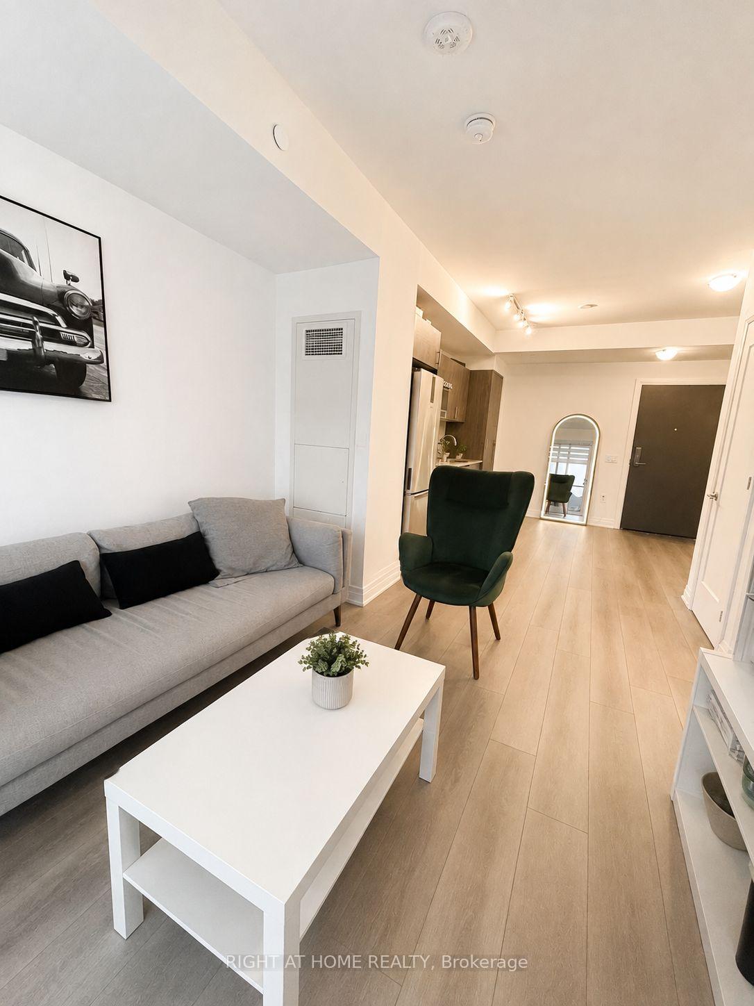 Photo 4 of Unit 303, 412 Silver Maple Road, Oakville, Joshua Meadows — HOMEH