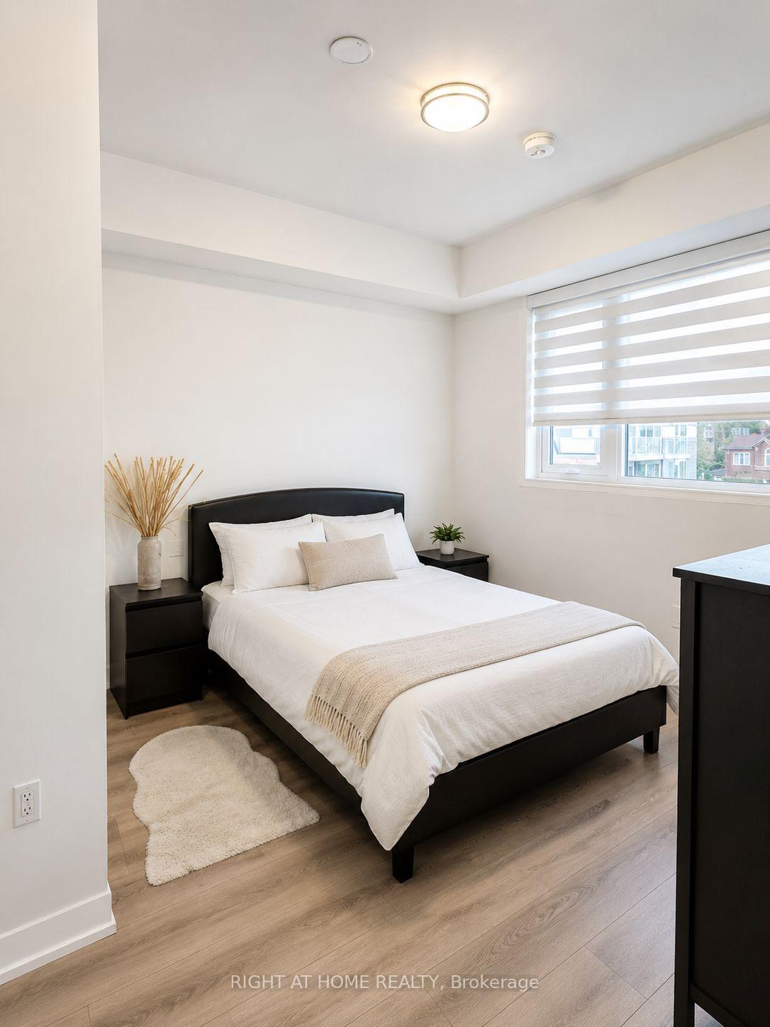 Photo 10 of Unit 303, 412 Silver Maple Road, Oakville, Joshua Meadows — HOMEH