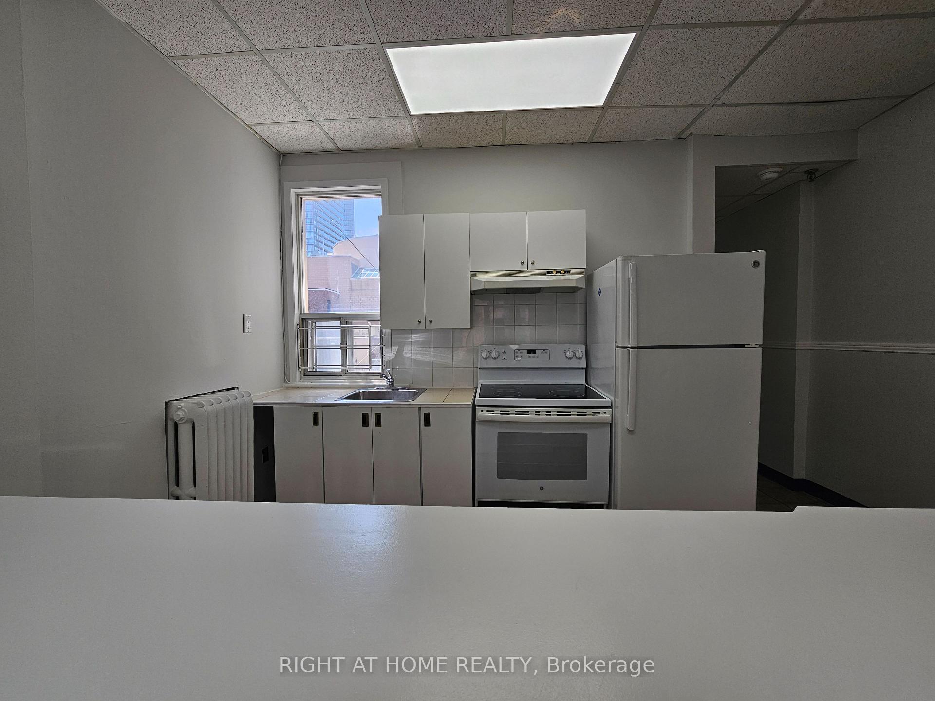 Photo 2 of Unit 2, 516 Yonge Street, Toronto, Church-Yonge Corridor — HOMEH