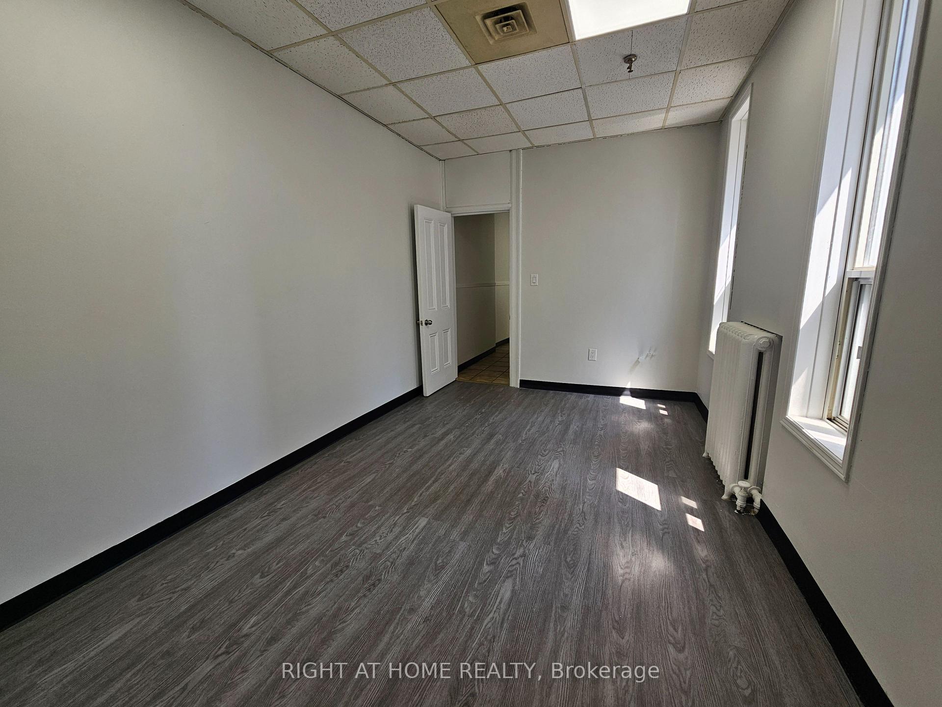 Photo 40 of Unit 2, 516 Yonge Street, Toronto, Church-Yonge Corridor — HOMEH