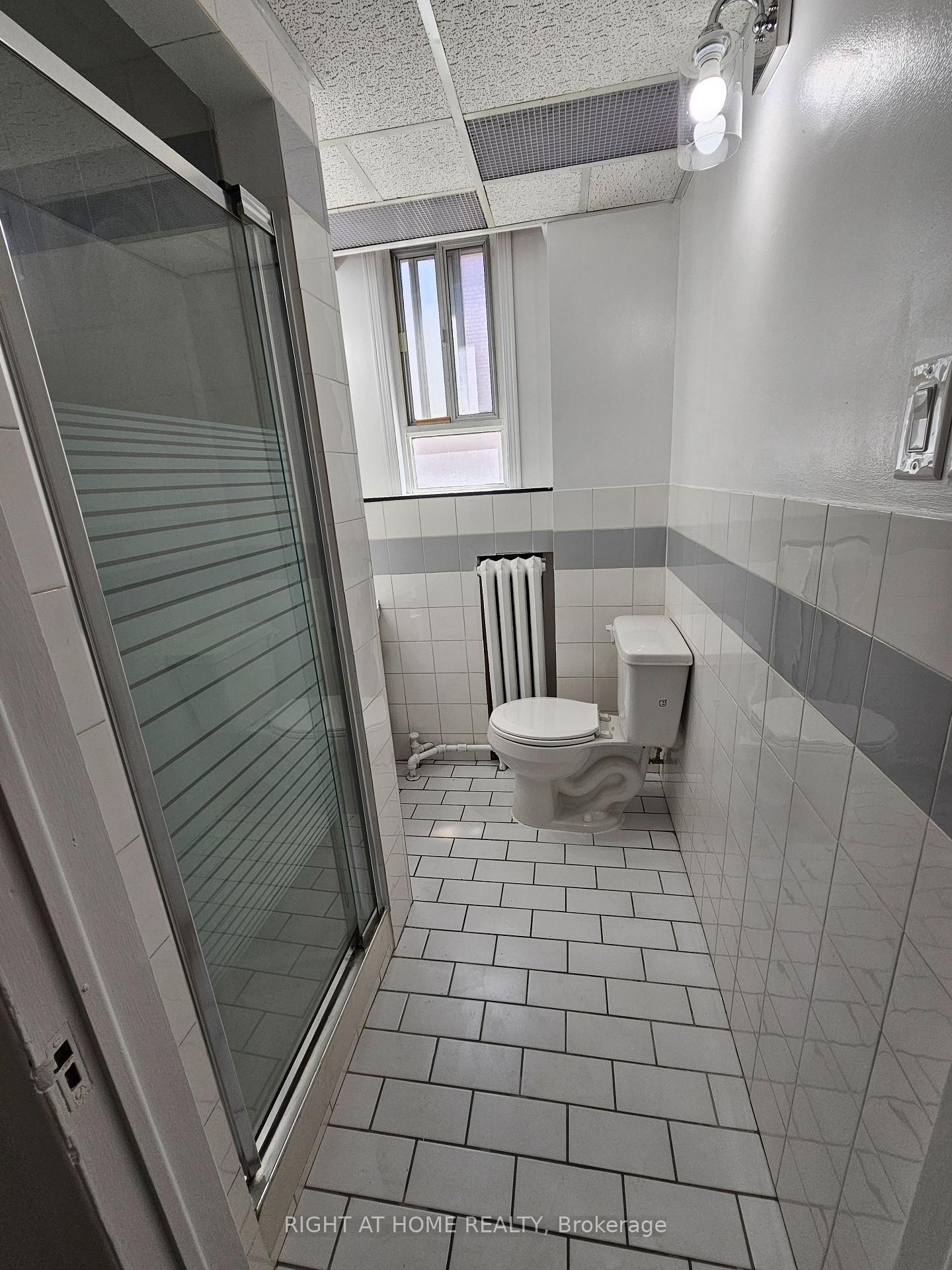 Photo 46 of Unit 2, 516 Yonge Street, Toronto, Church-Yonge Corridor — HOMEH