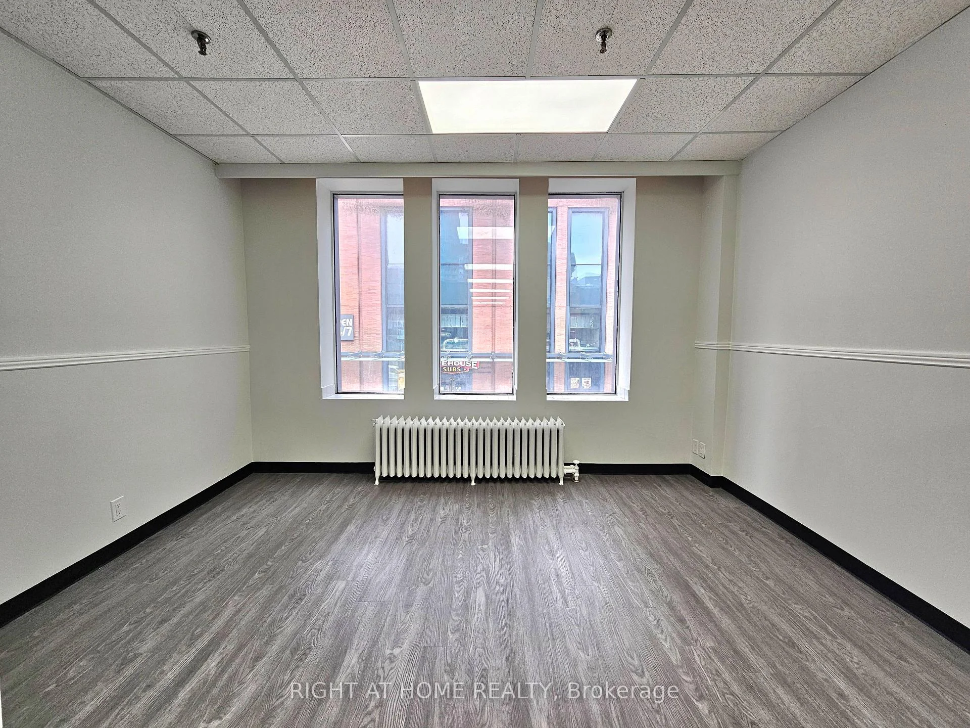 Photo 35 of Unit 2, 516 Yonge Street, Toronto, Church-Yonge Corridor — HOMEH