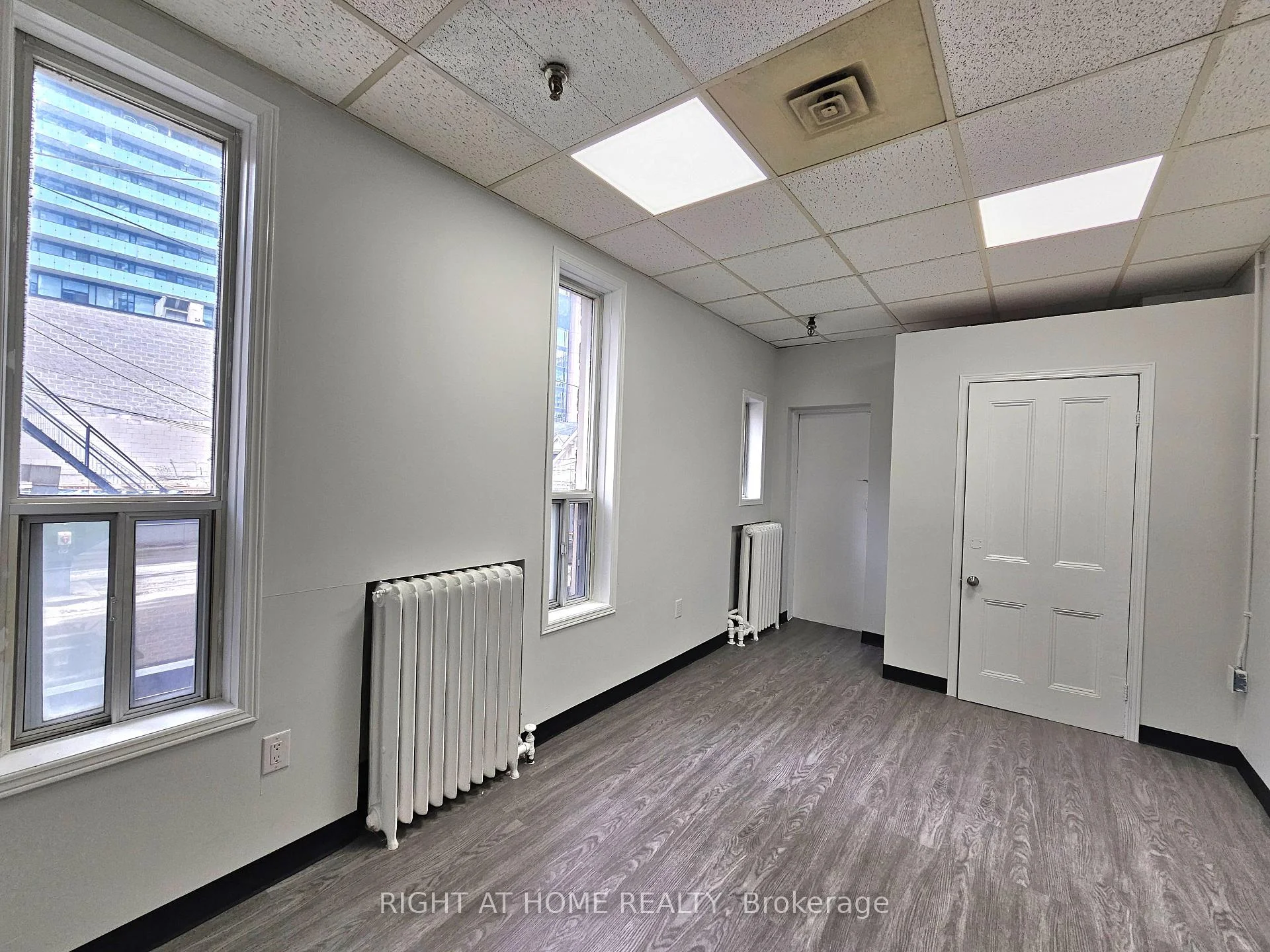 Photo 39 of Unit 2, 516 Yonge Street, Toronto, Church-Yonge Corridor — HOMEH