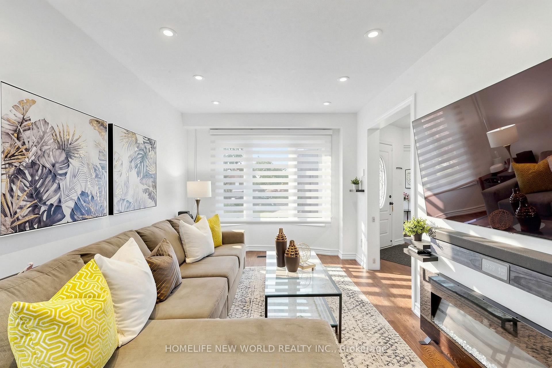 Photo 7 of 136 Reed Drive, Ajax, Central — HOMEH