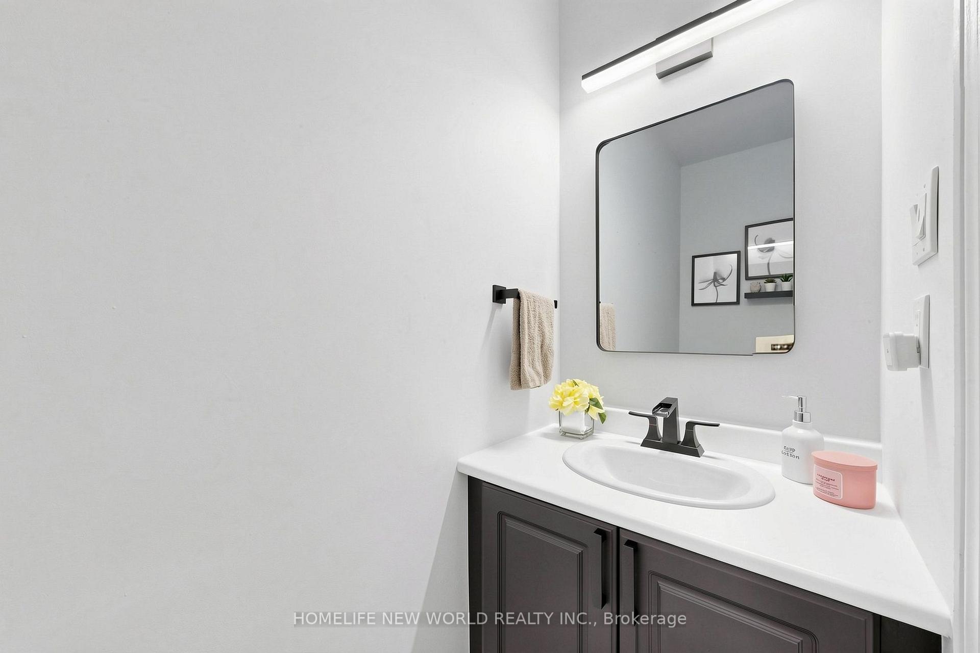 Photo 16 of 136 Reed Drive, Ajax, Central — HOMEH