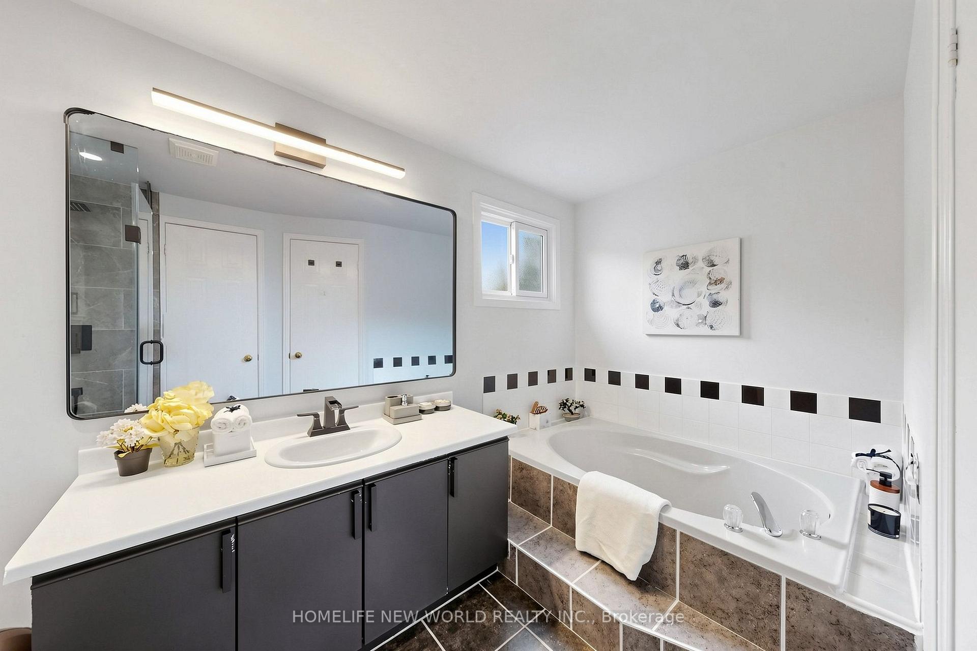 Photo 29 of 136 Reed Drive, Ajax, Central — HOMEH