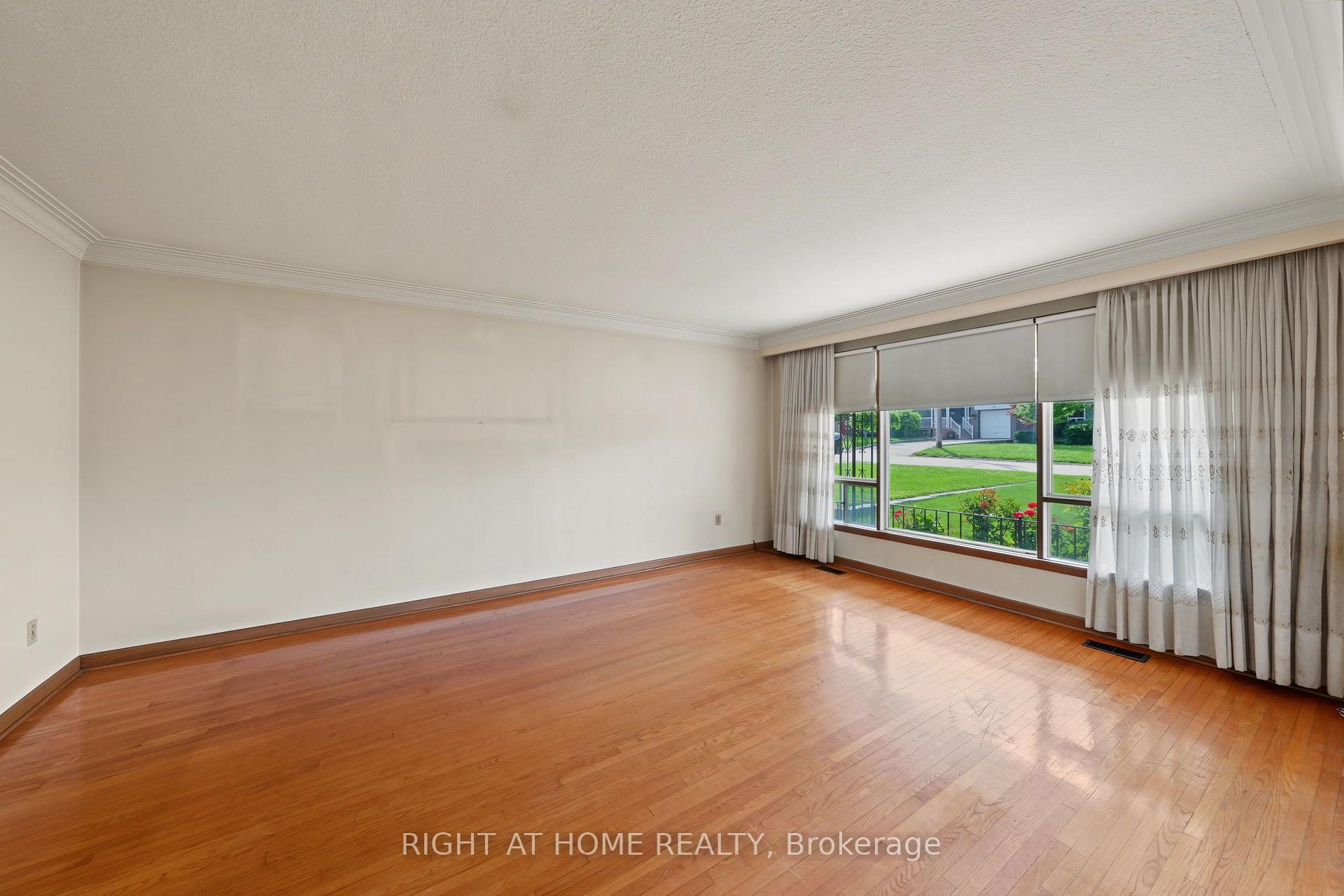 Photo 8 of 84 Raven Road, North York, Rustic — HOMEH