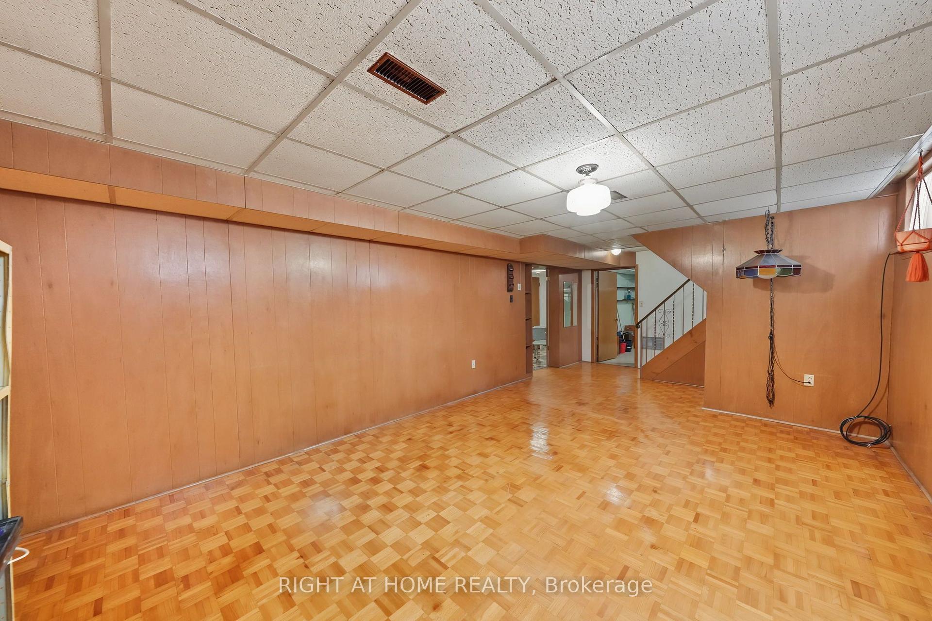 Photo 24 of 84 Raven Road, North York, Rustic — HOMEH