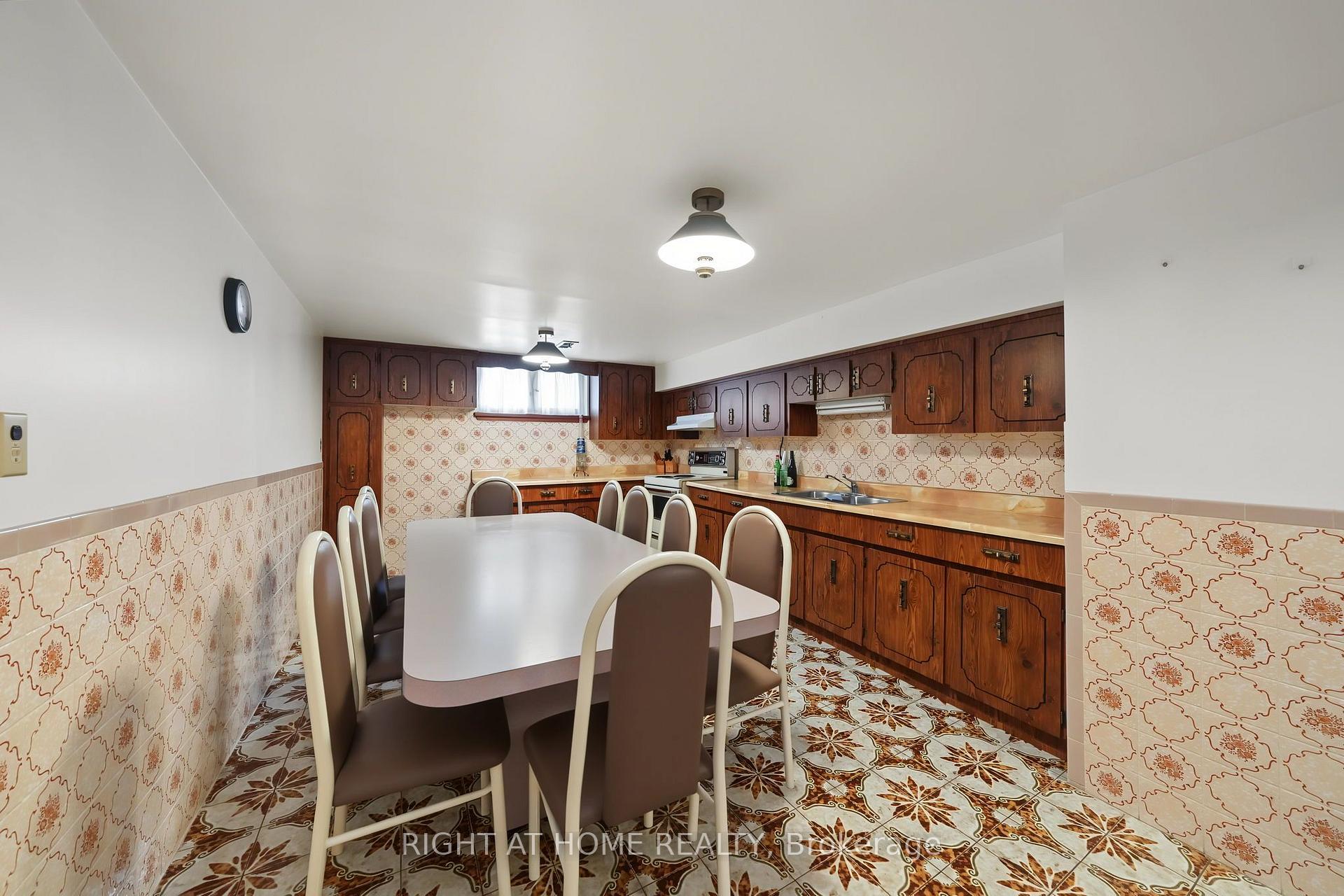 Photo 28 of 84 Raven Road, North York, Rustic — HOMEH
