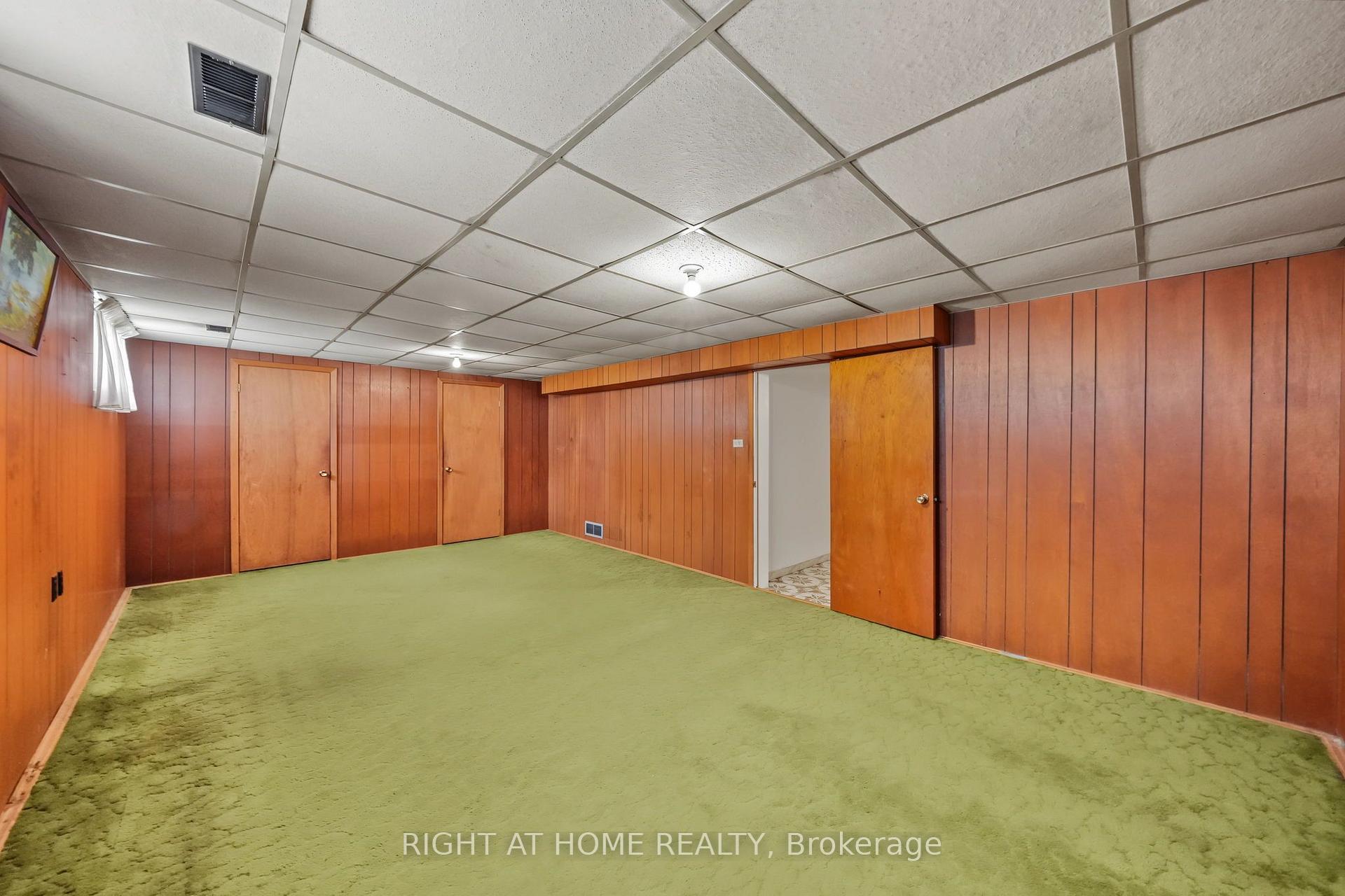 Photo 31 of 84 Raven Road, North York, Rustic — HOMEH