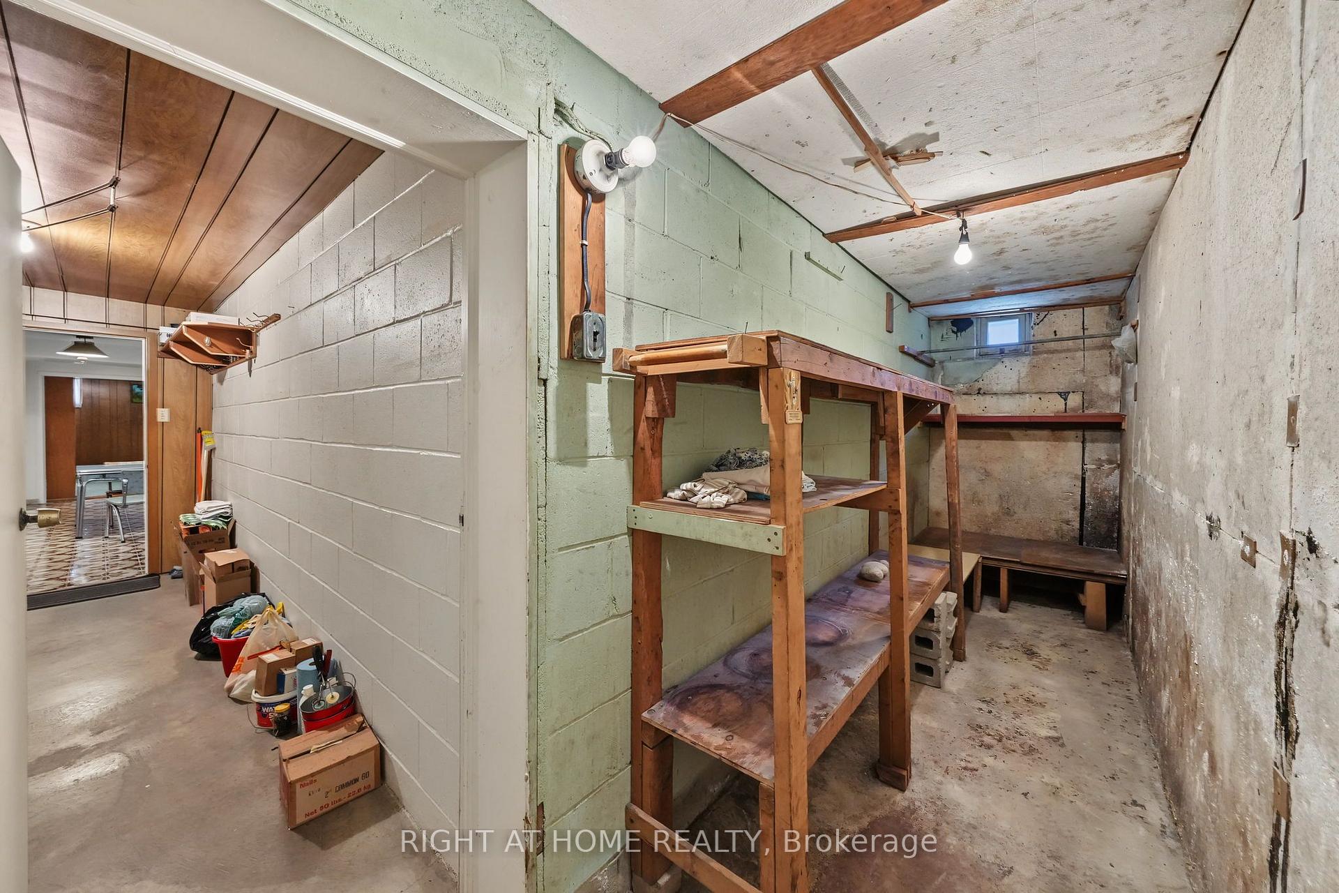 Photo 34 of 84 Raven Road, North York, Rustic — HOMEH