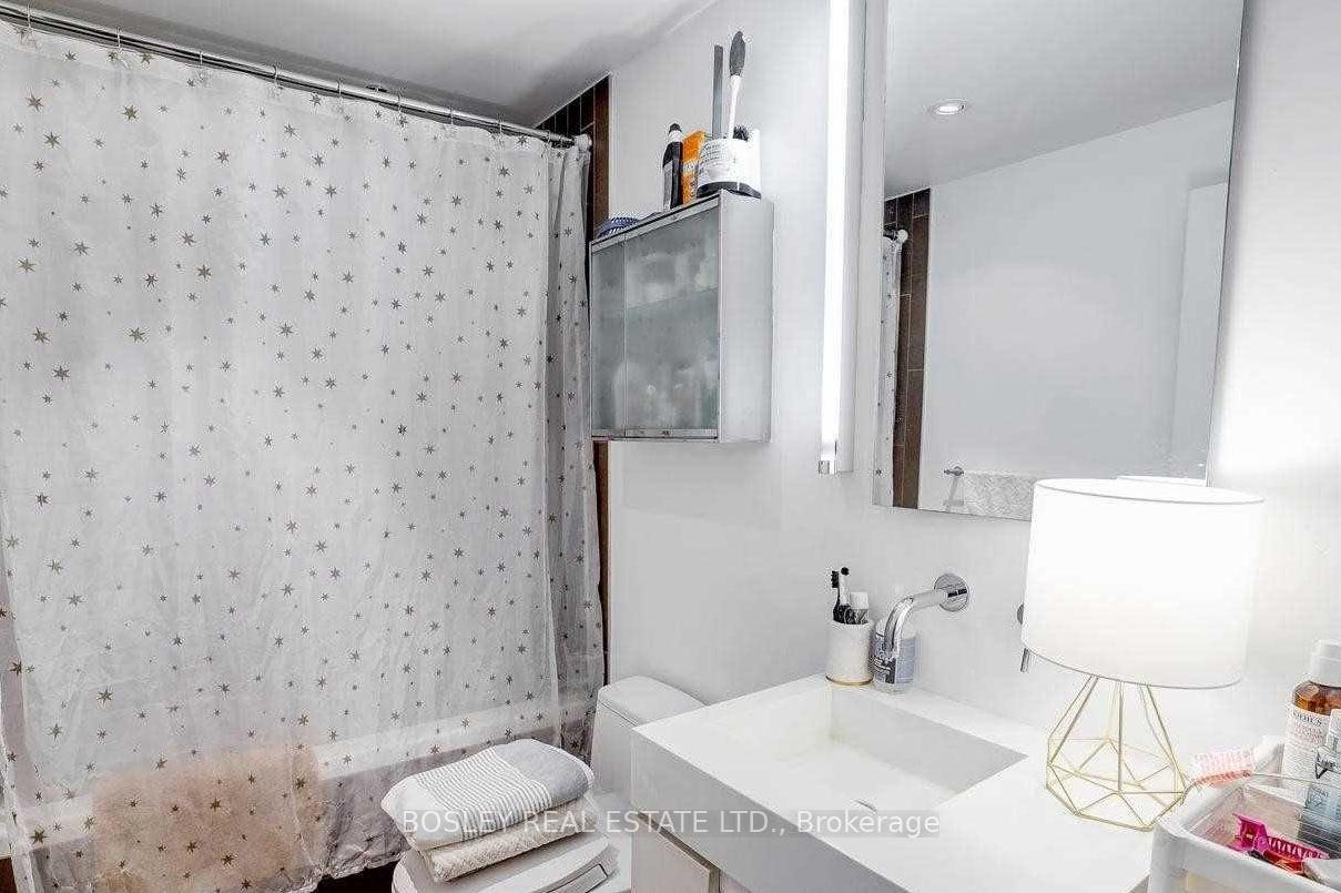 Photo 10 of Unit 910, 25 Oxley Street, Toronto, Waterfront Communities — HOMEH