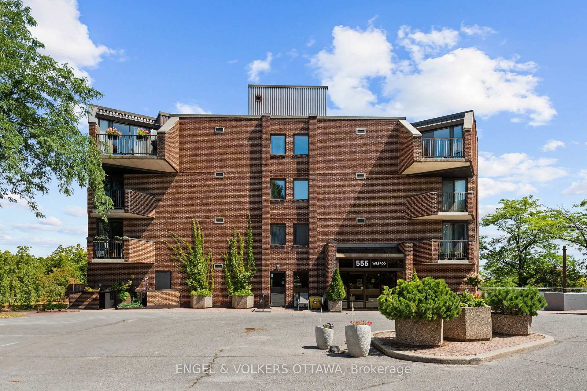 Photo of Unit 801, 555 Wilbrod Street