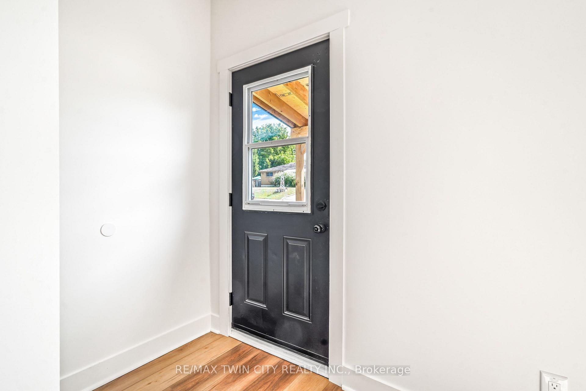 Photo 7 of 150 Stanley Street, Brantford, East Ward — HOMEH