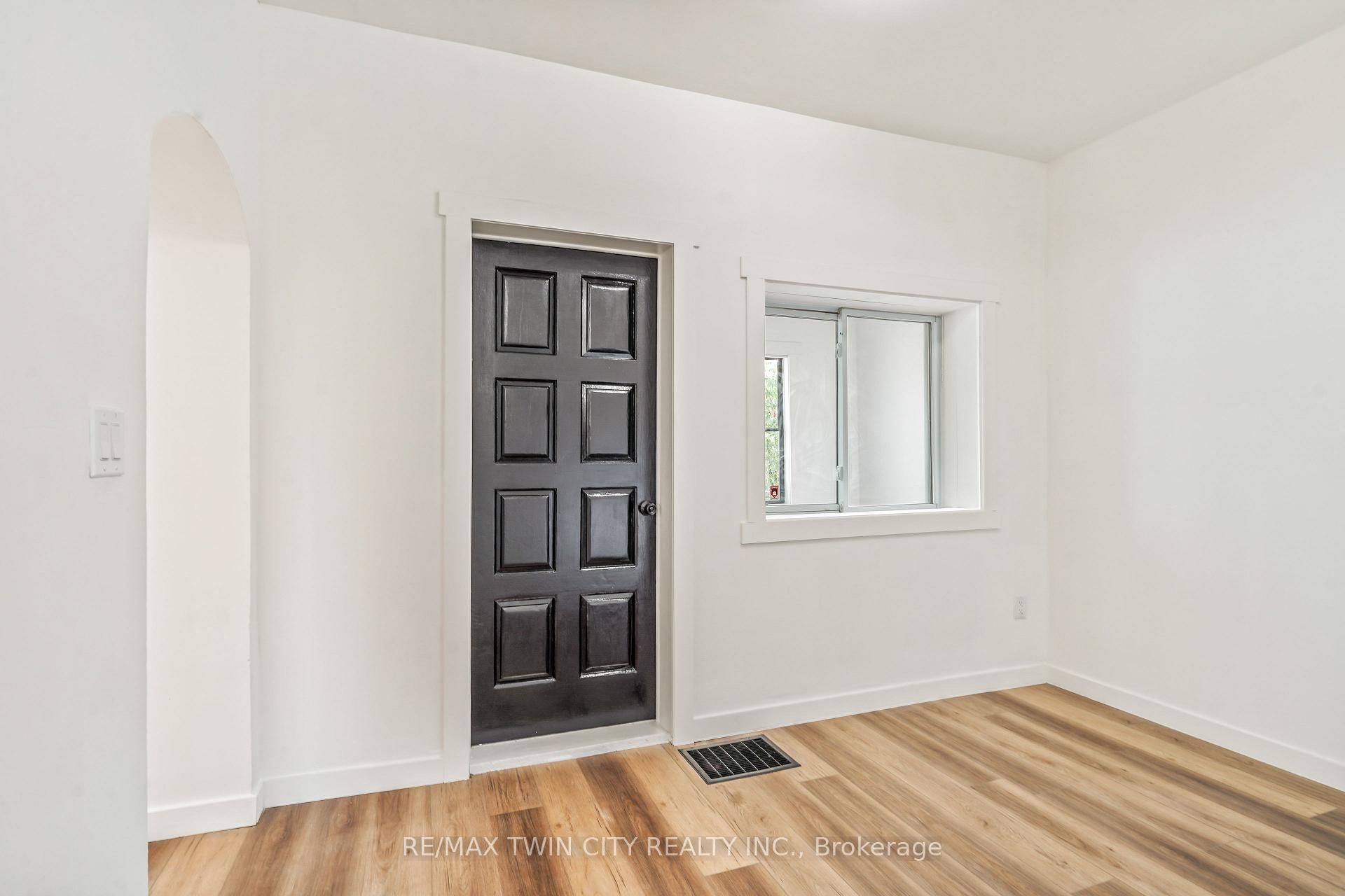 Photo 21 of 150 Stanley Street, Brantford, East Ward — HOMEH