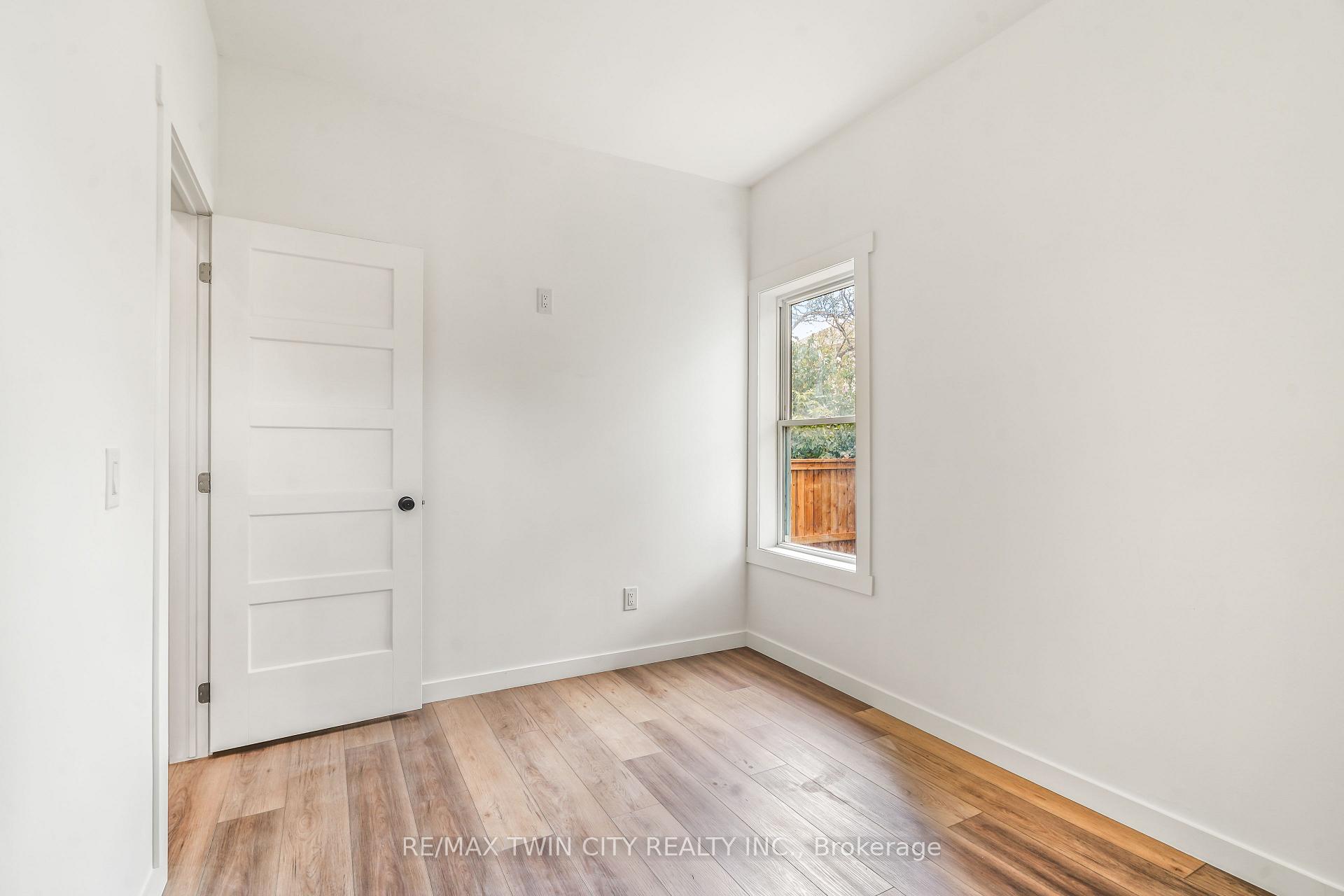 Photo 29 of 150 Stanley Street, Brantford, East Ward — HOMEH