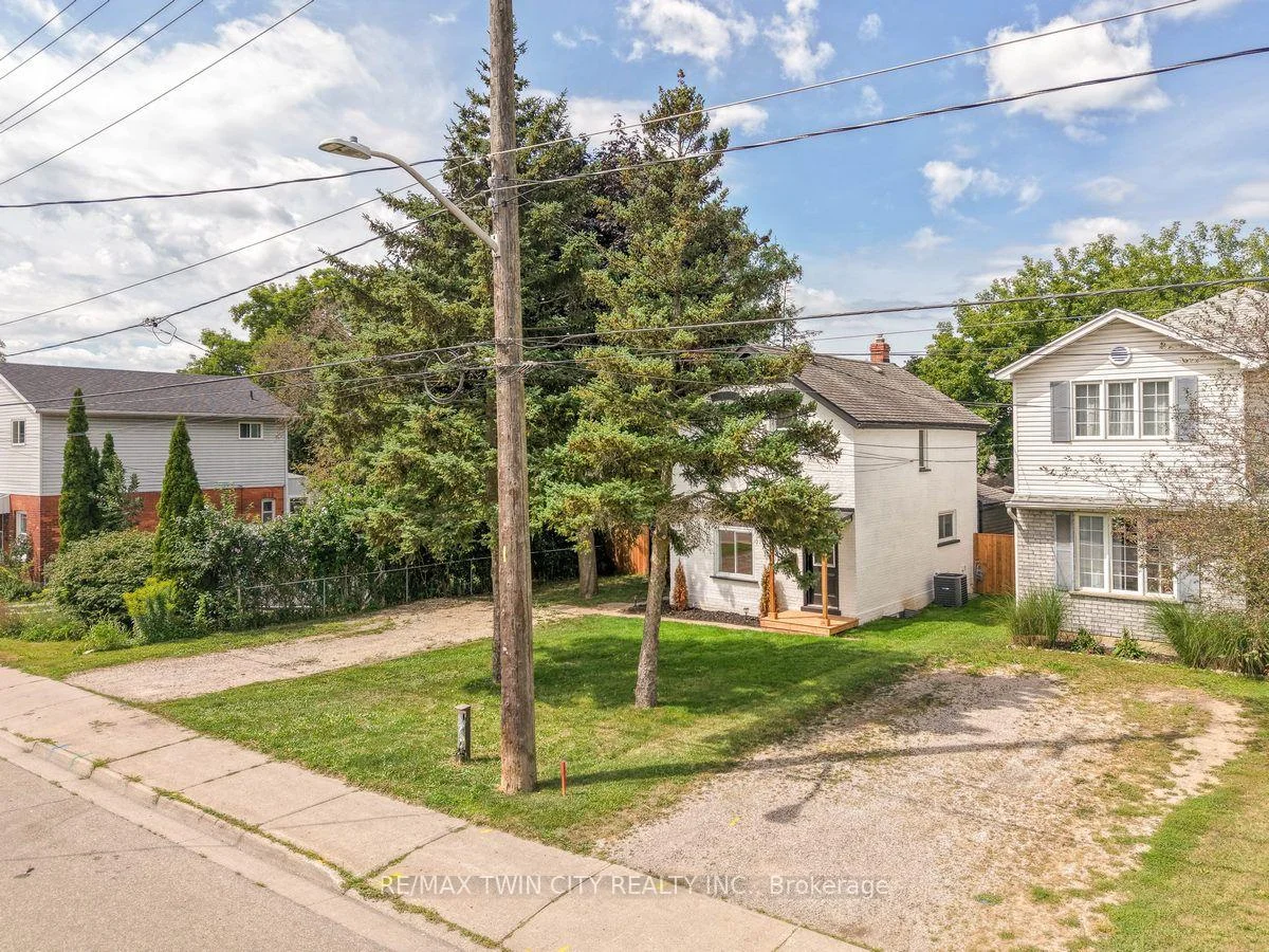 Photo 48 of 150 Stanley Street, Brantford, East Ward — HOMEH