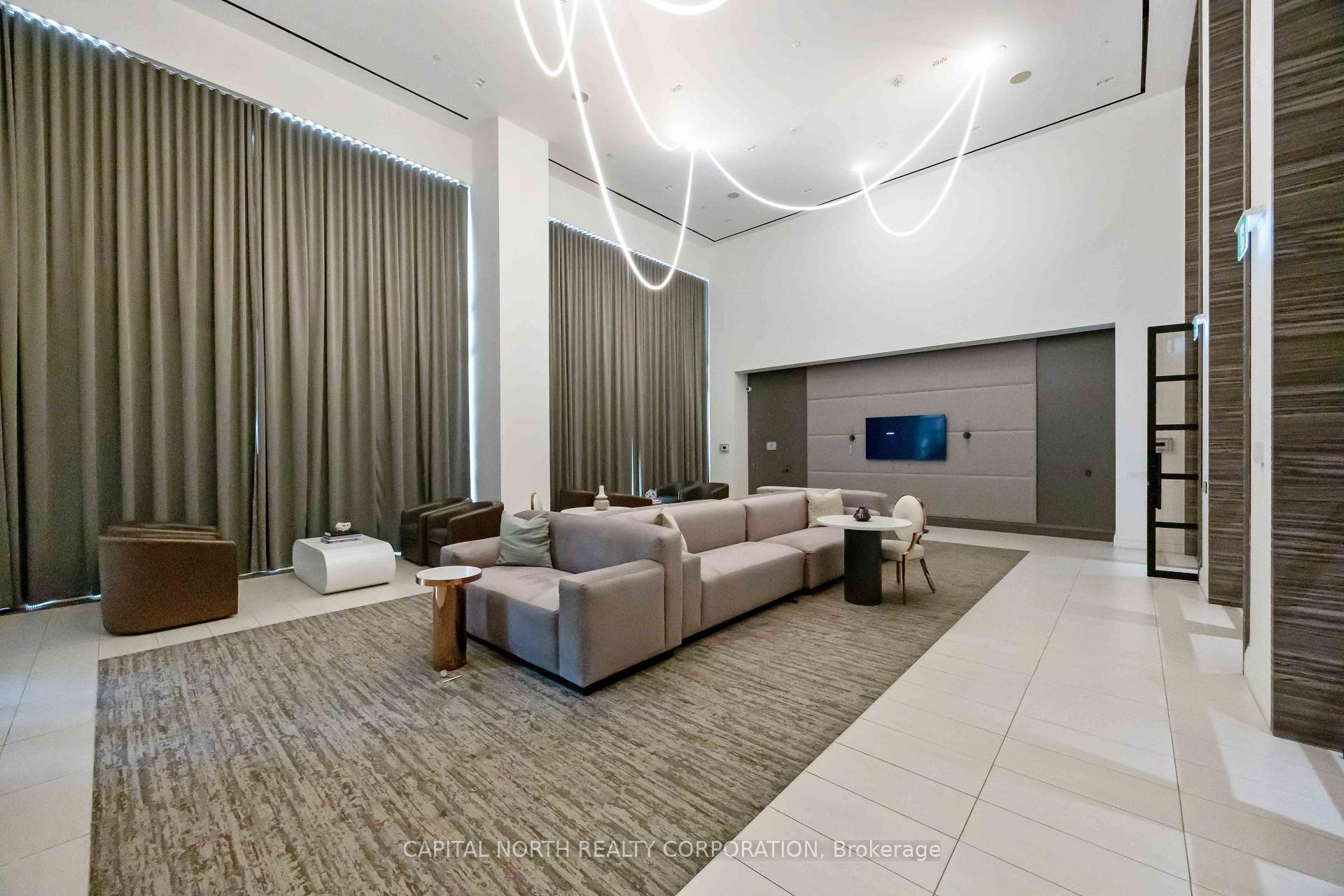 Photo 3 of Unit 3103, 39 Roehampton Avenue, Toronto, Mount Pleasant West — HOMEH