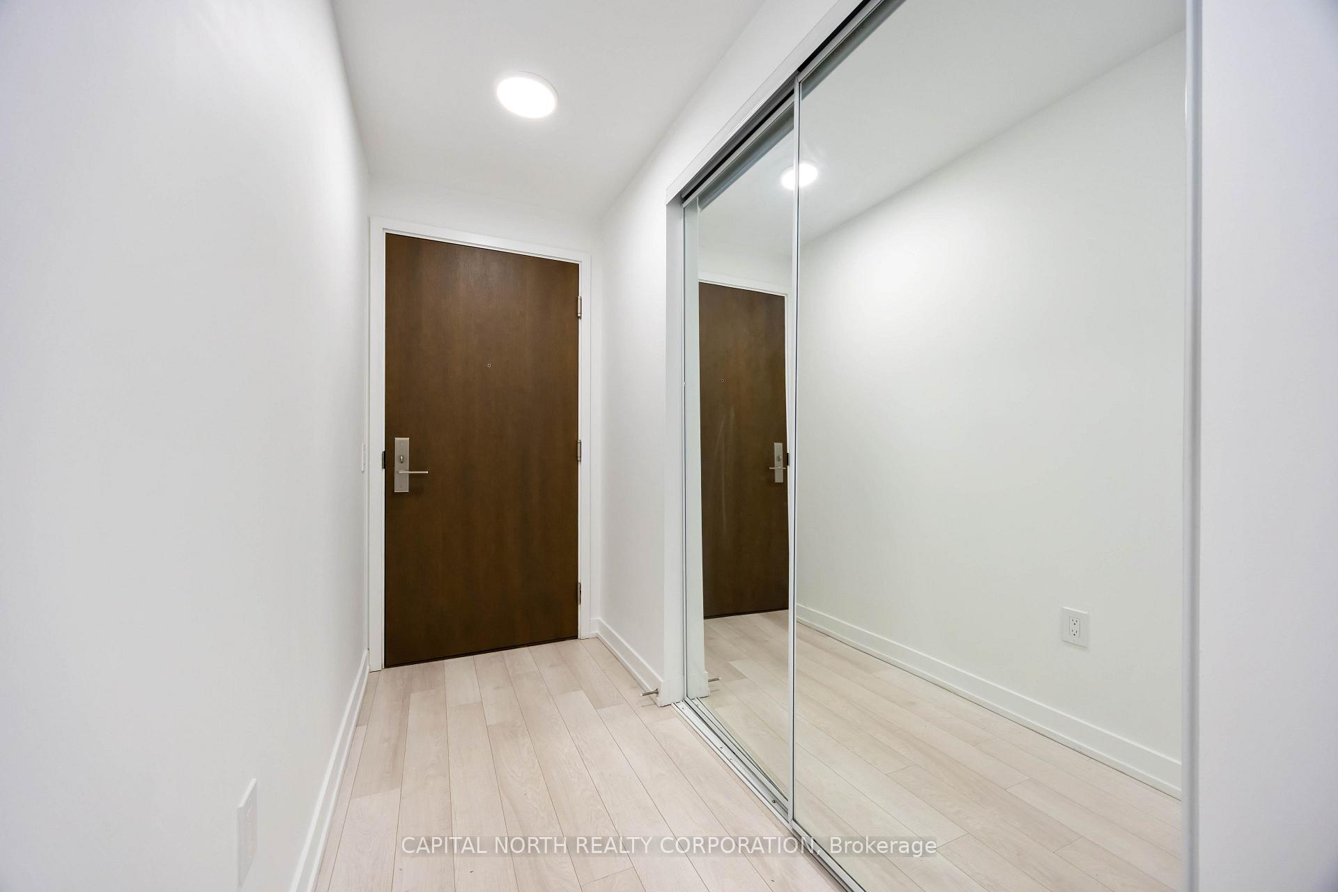 Photo 5 of Unit 3103, 39 Roehampton Avenue, Toronto, Mount Pleasant West — HOMEH