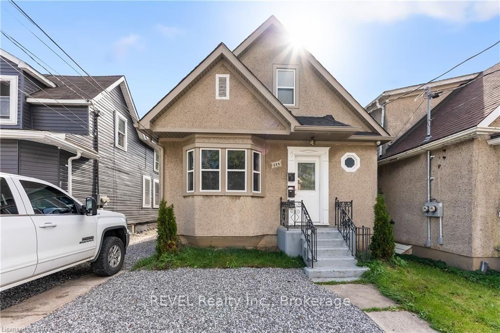 Photo of Unit upper, 28 Division Street
