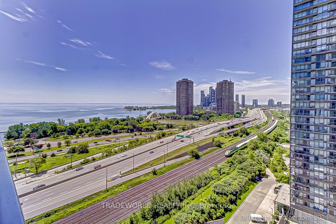 Photo 2 of Unit 1107, 103 The Queensway, Toronto, High Park-Swansea — HOMEH