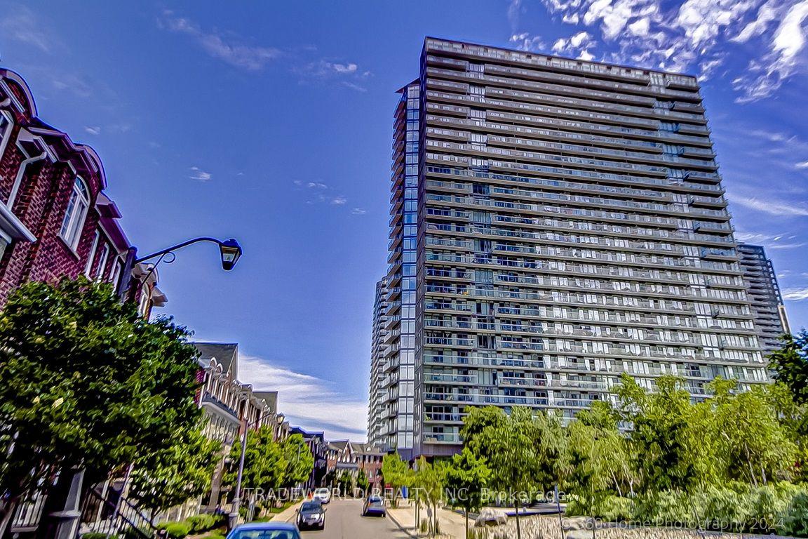 Photo 3 of Unit 1107, 103 The Queensway, Toronto, High Park-Swansea — HOMEH