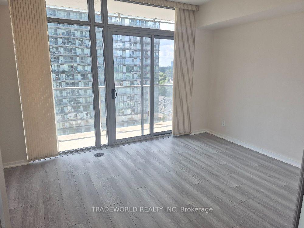 Photo 6 of Unit 1107, 103 The Queensway, Toronto, High Park-Swansea — HOMEH