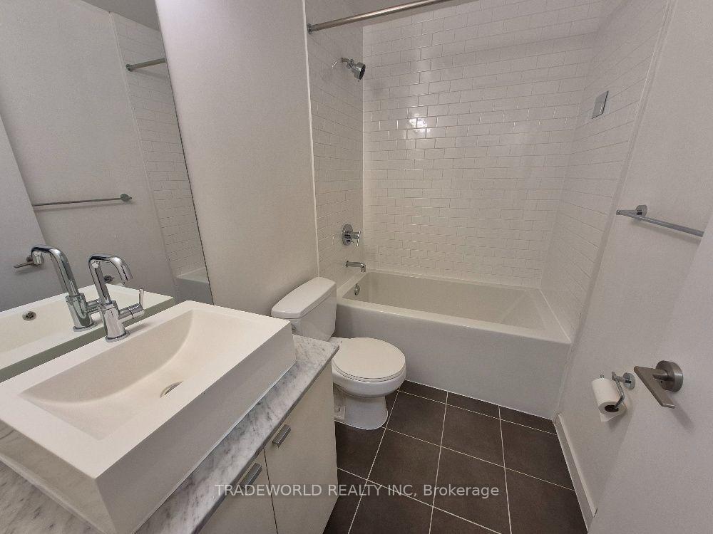 Photo 11 of Unit 1107, 103 The Queensway, Toronto, High Park-Swansea — HOMEH