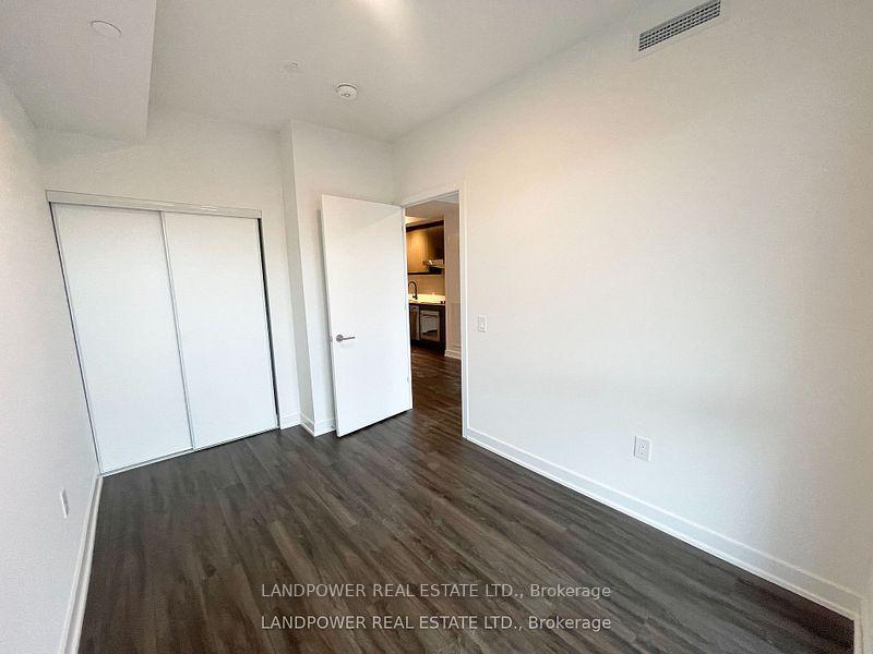 Photo 5 of Unit 708, 9 Tecumseth Street, Toronto, Niagara — HOMEH