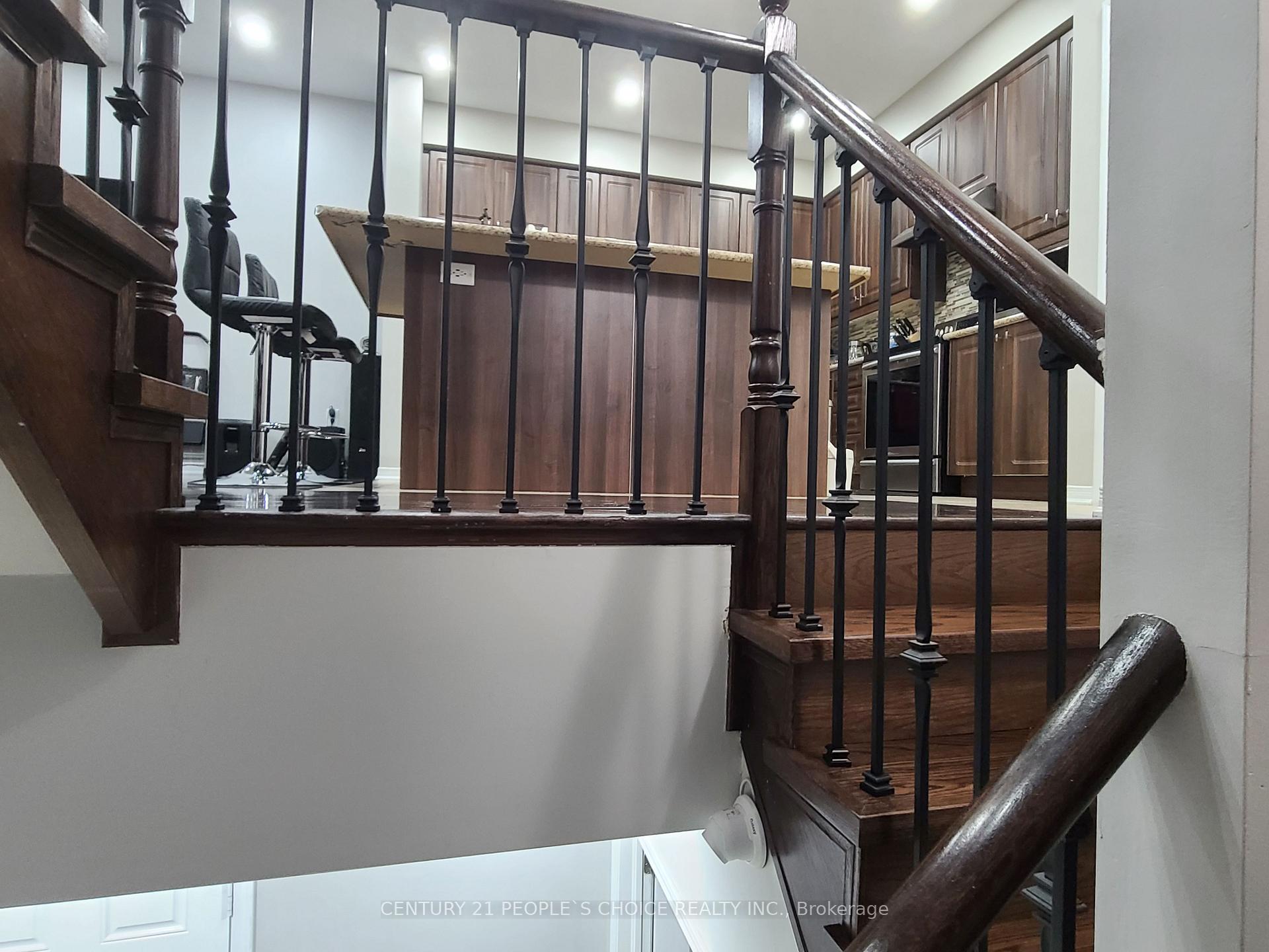 Photo 11 of 13 Birchfield Crescent, Caledon, Rural Caledon — HOMEH