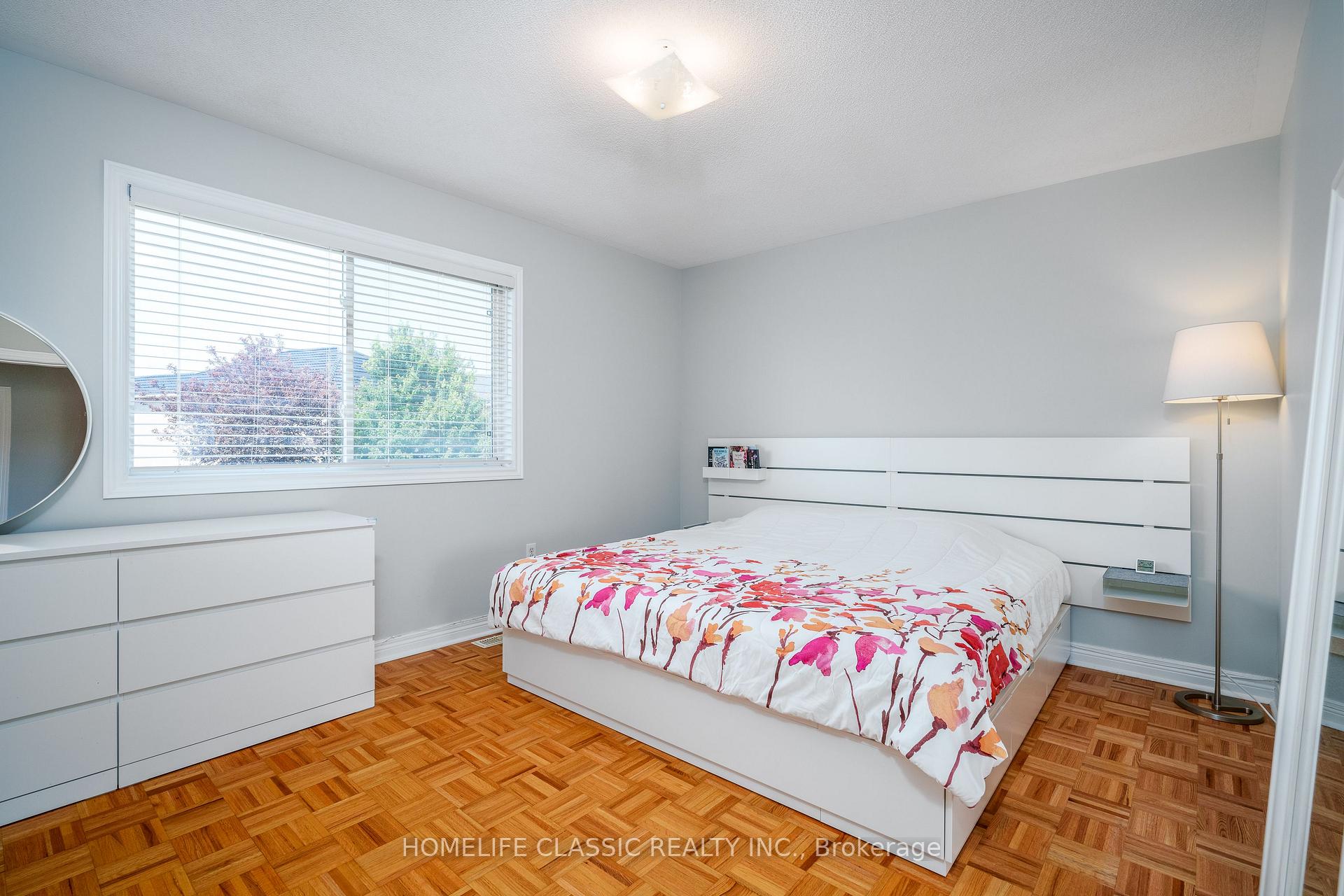 Photo 9 of 44 Wildberry Crescent, Vaughan, Vellore Village — HOMEH